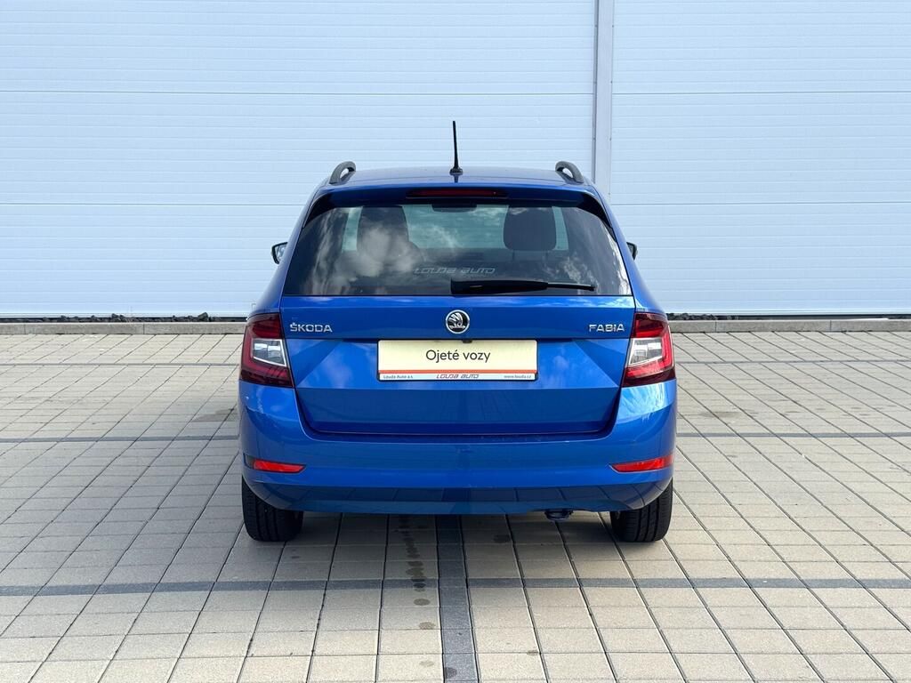 Škoda Fabia, Style Plus 1.0 TSI 70 kW - fotka 6