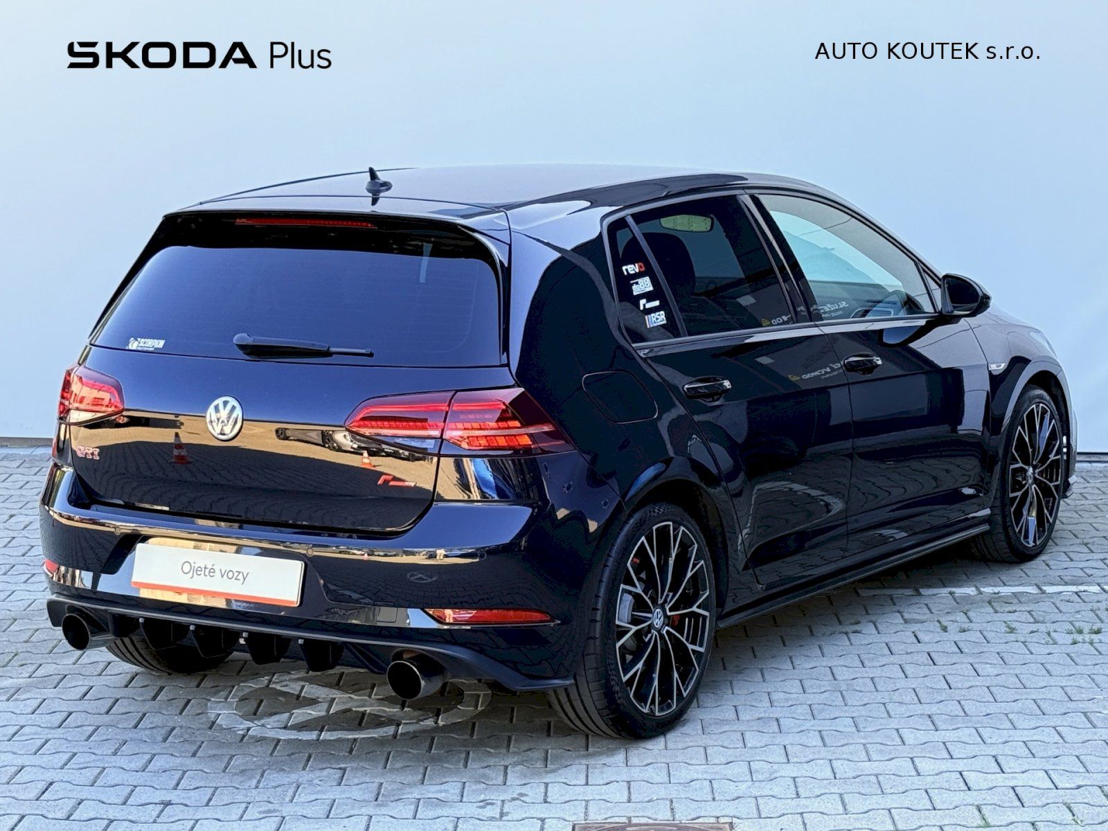 Volkswagen Golf, GTI 2.0TSi 180kW/245PS Perform - fotka 2