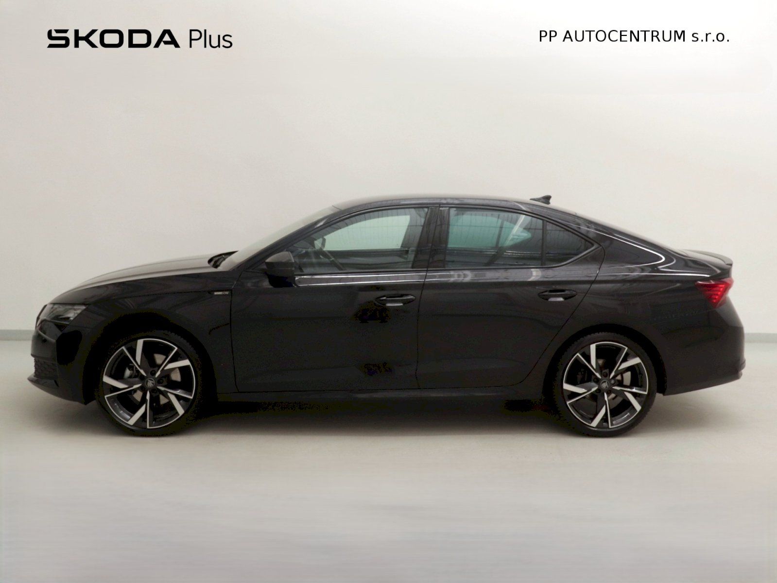 Škoda Octavia, SportLine 4x4 DSG 2.0TSI 150KW - fotka 3