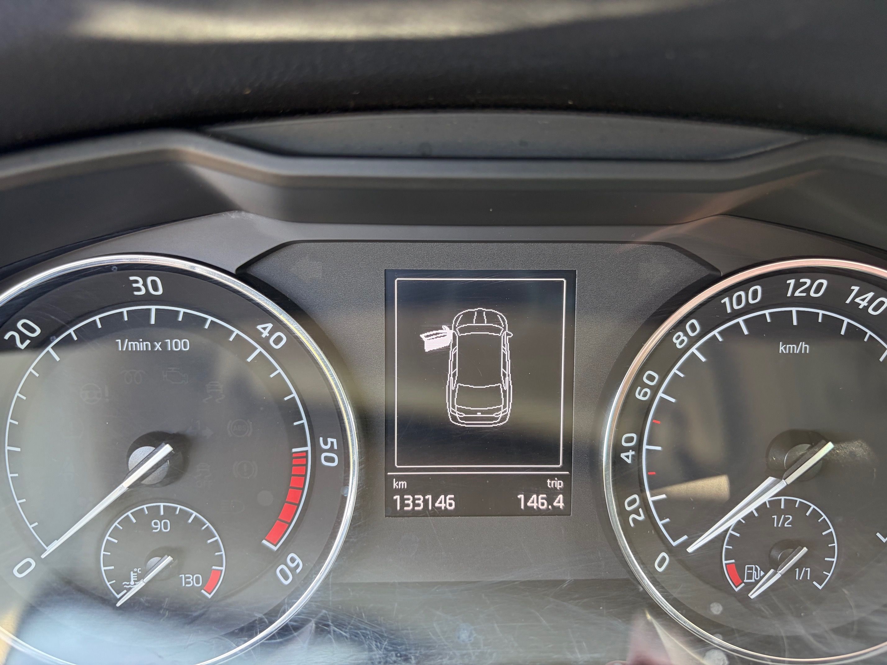 Škoda Superb, 2.0 TDI 4x4 - fotka 6