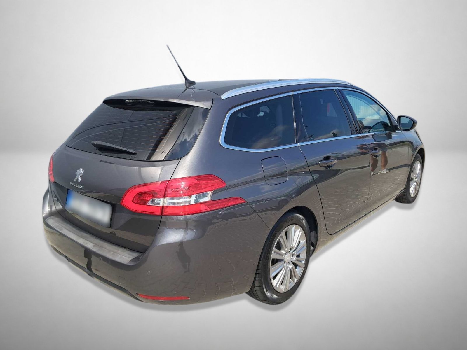 Peugeot 308, 1.2 PureTech, Active, ČR,1.maj - fotka 2