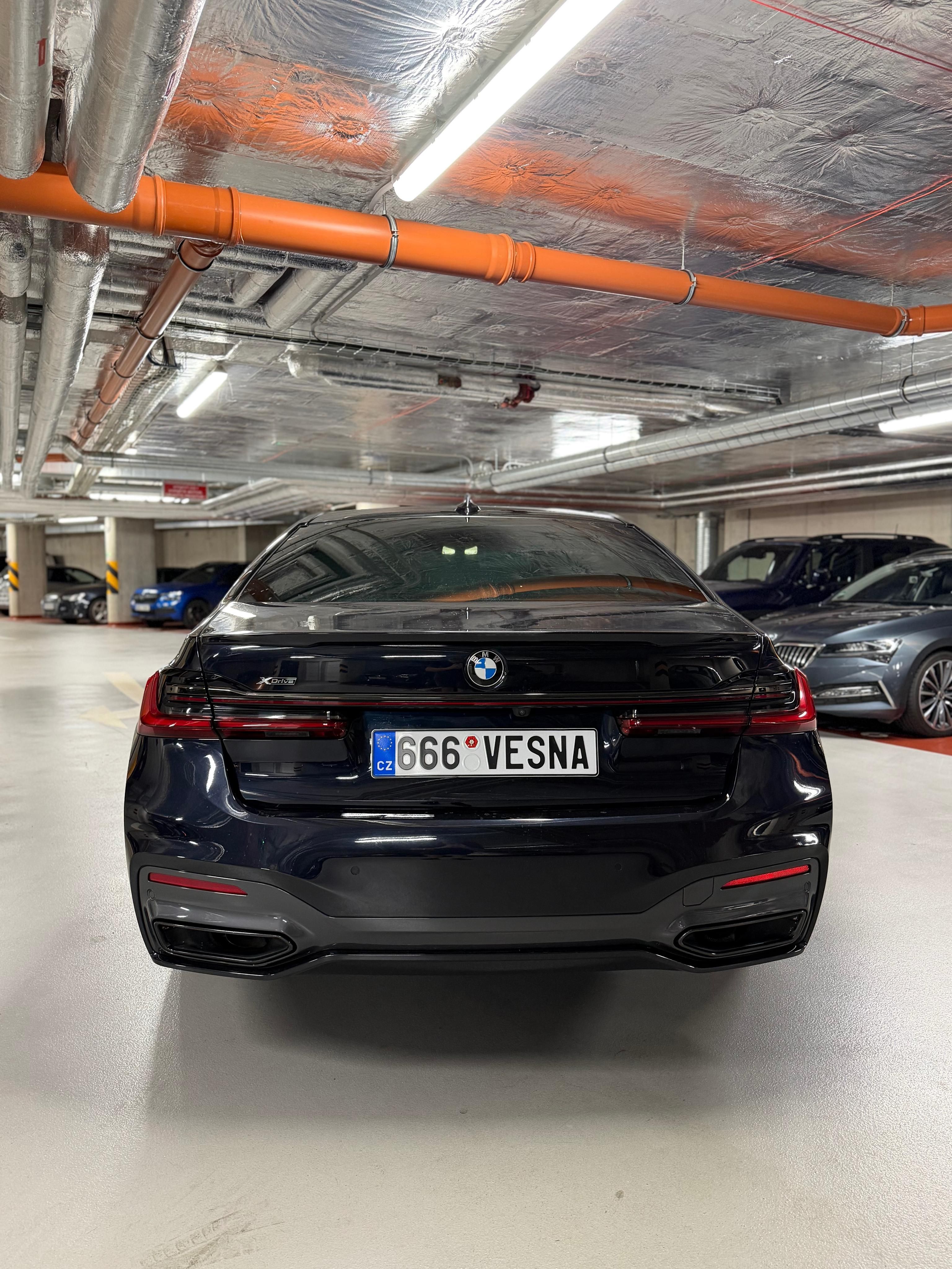 BMW Řada 7, BMW 740d xDrive M Sport 2020 - fotka 4