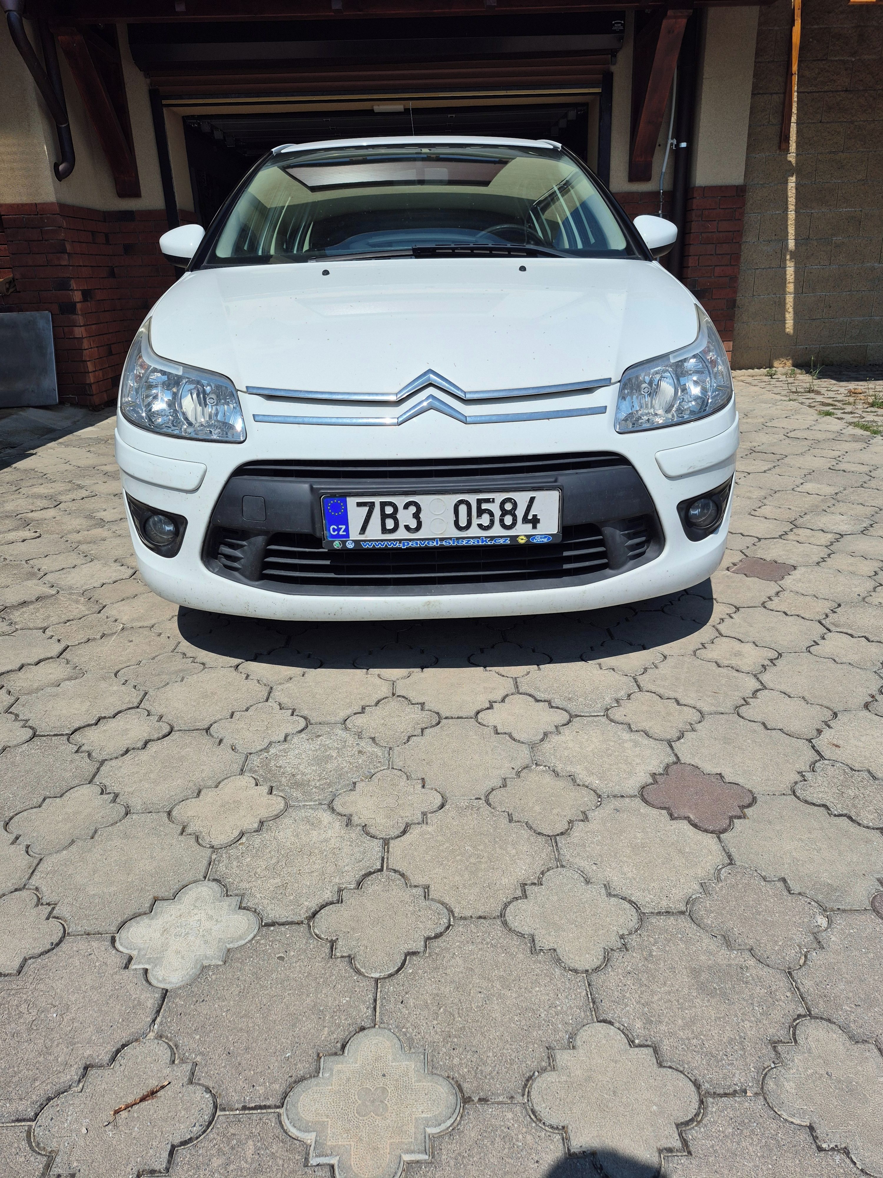 Citroën C4, Citroën C4 1.6 HDI 90 kW
