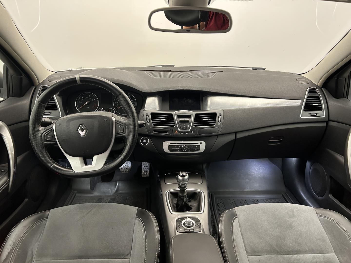 Renault Laguna, 2.0dCi 127kW Dynamic - fotka 5