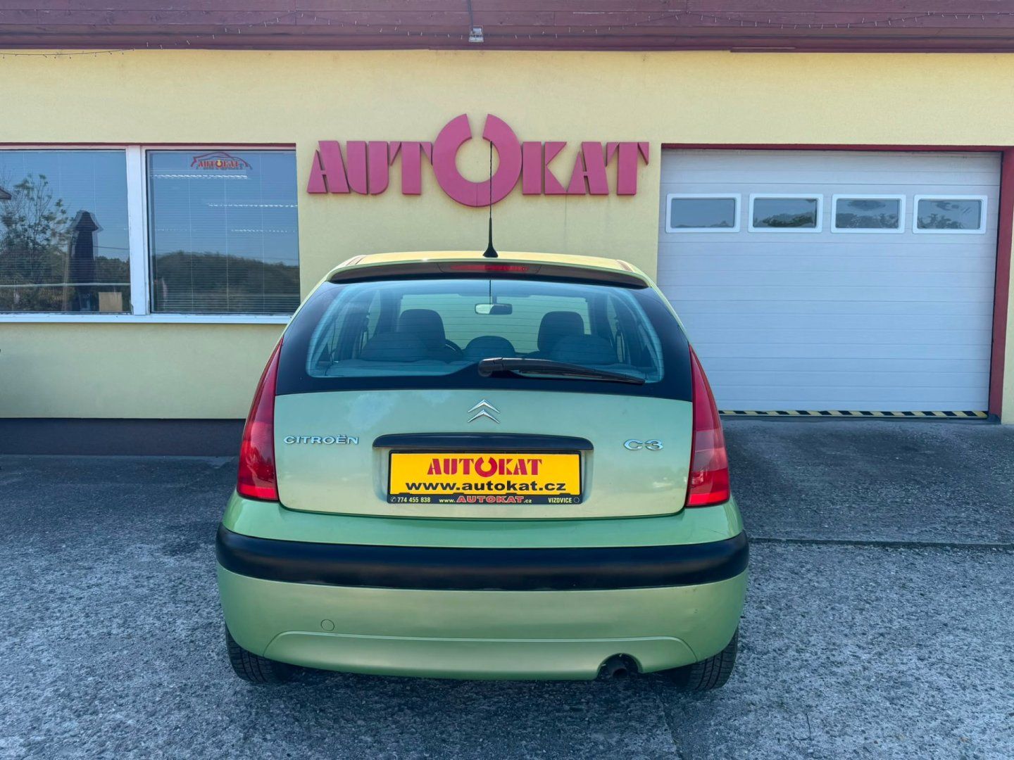 Citroën C3, 1.1i Koup v ČR/2.MAJ - fotka 4