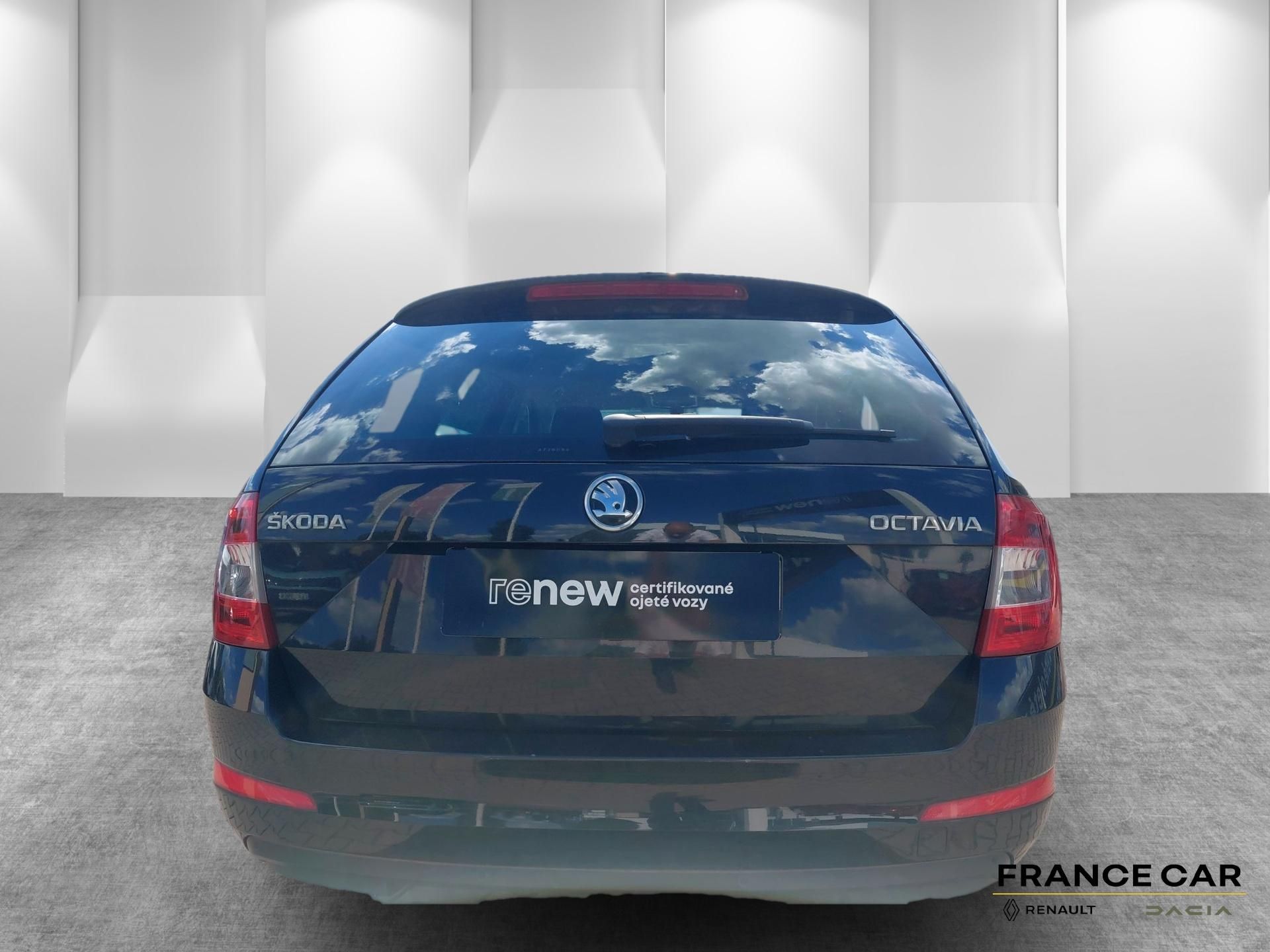 Škoda Octavia, 2,0TDi 110 kW STYLE DSG - fotka 6