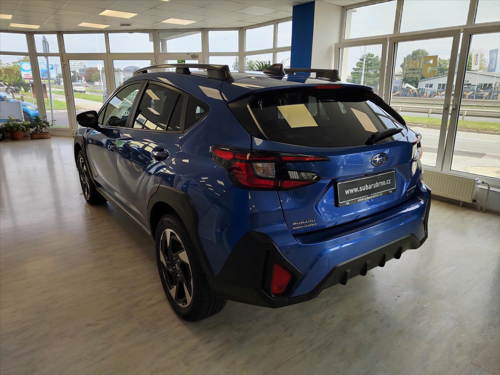 Subaru Crosstrek, 2,0 i-S Executive - fotka 4