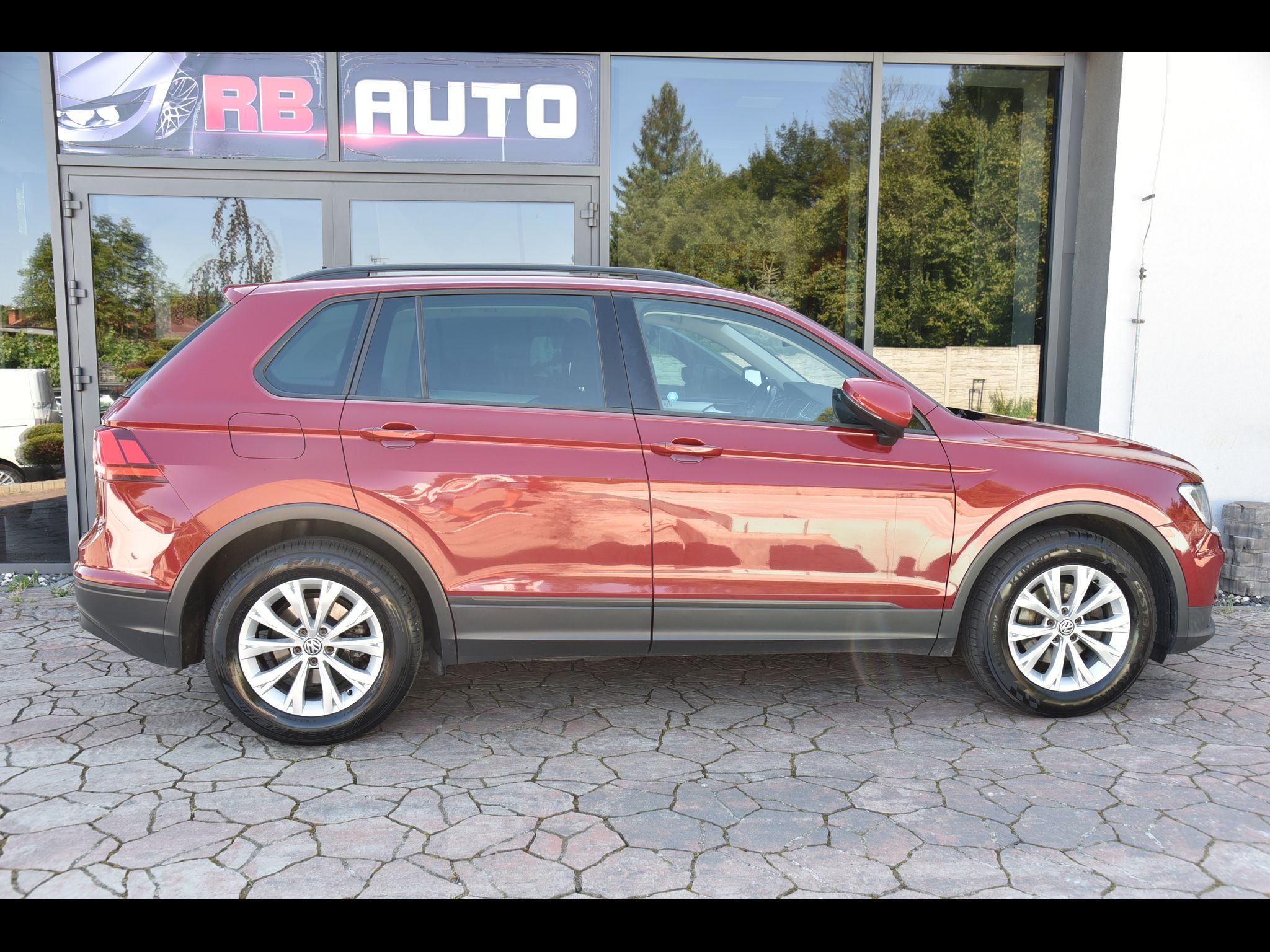 Volkswagen Tiguan, 2.0 TDi 110 kw "tažné" - fotka 6