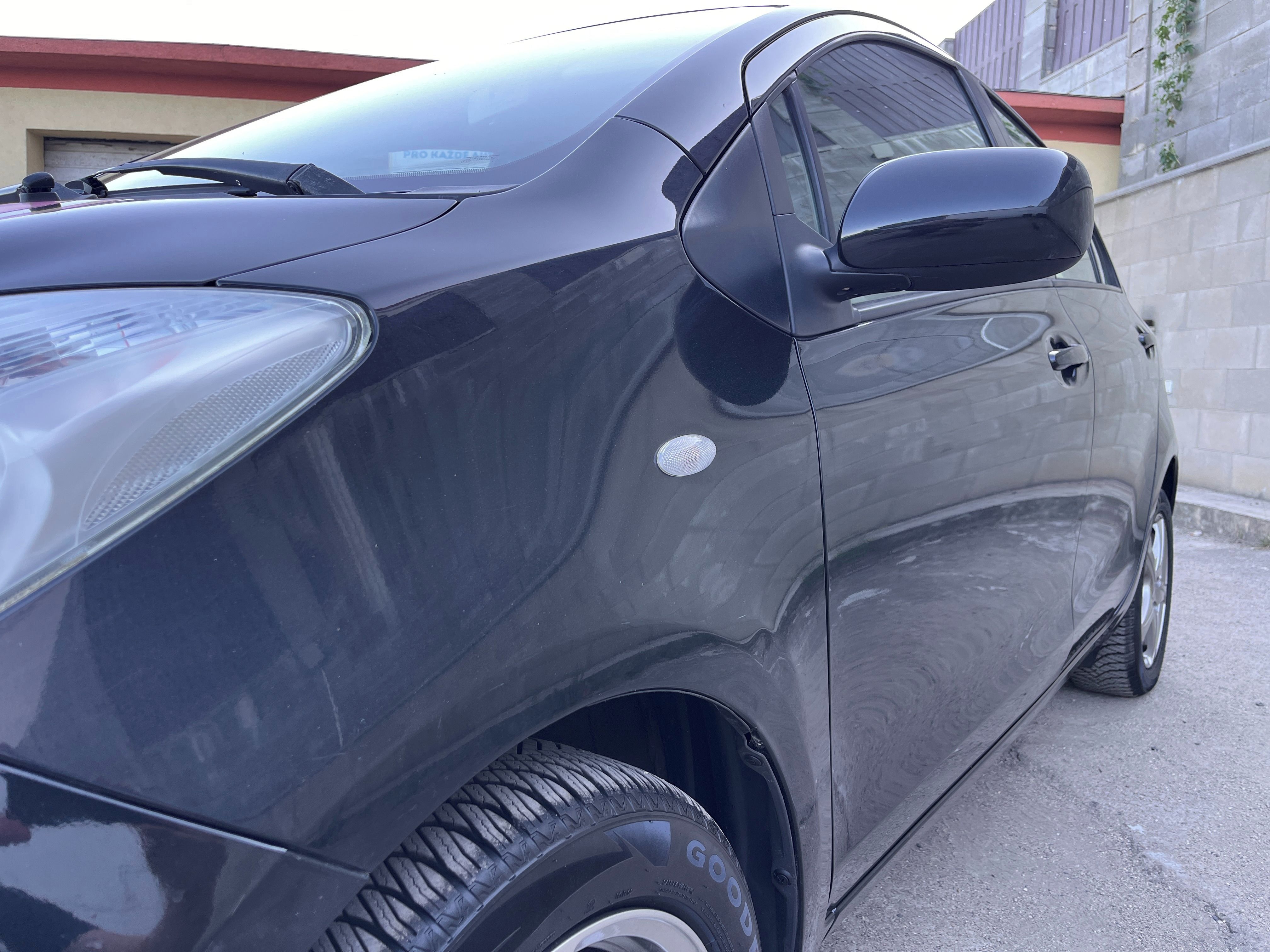 Toyota Yaris, 1.3 64KW,KLIMA,ALU15,ESP - fotka 5
