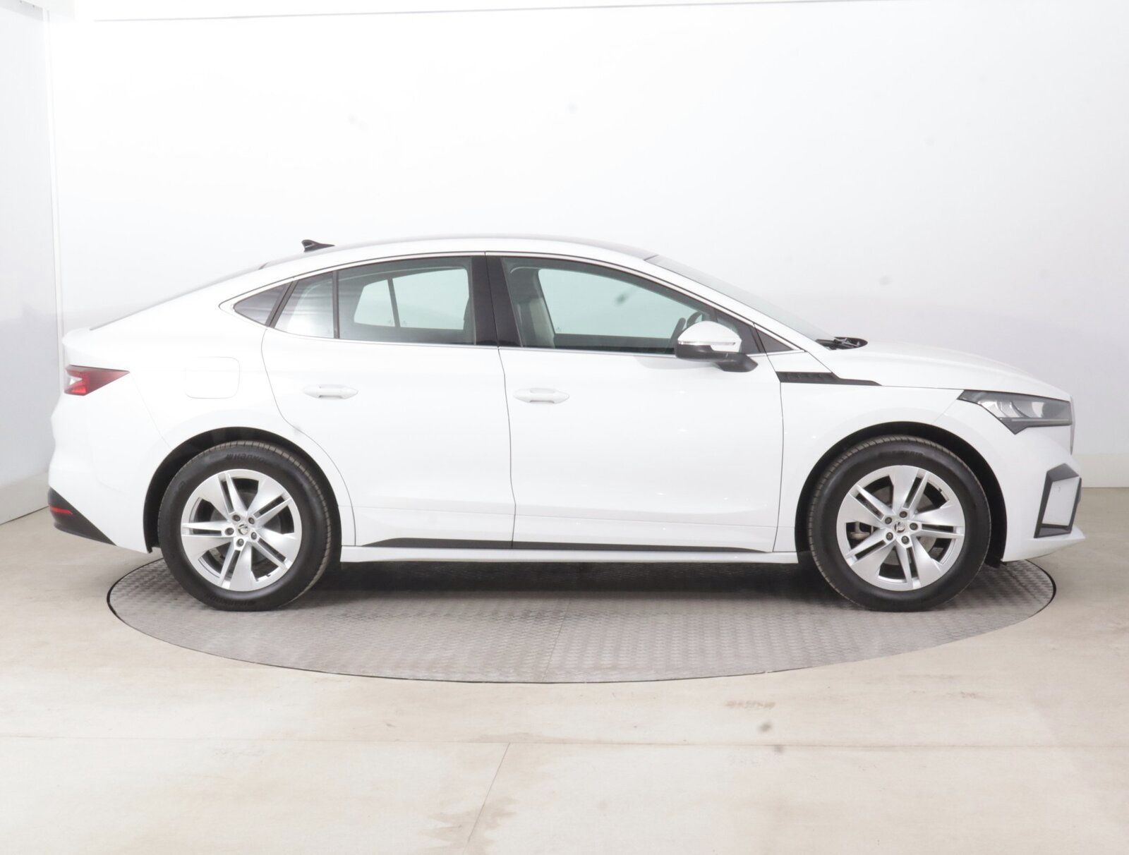 Škoda Enyaq Coupé, 60 (62 kWh), SoH 93%, Automat - fotka 6