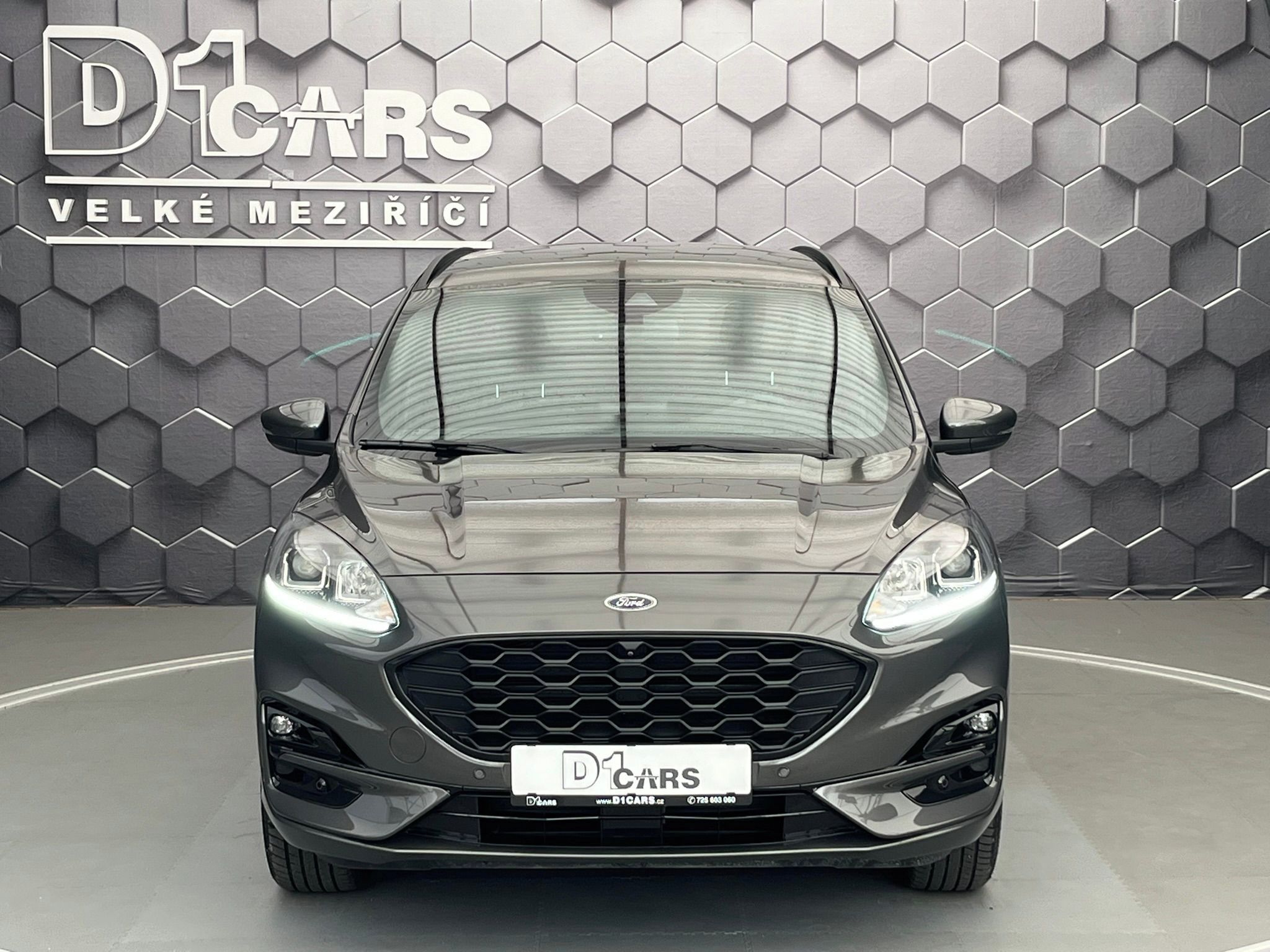 Ford Kuga, 2.5 Duratec HEV 4x4 ST-LINE - fotka 6