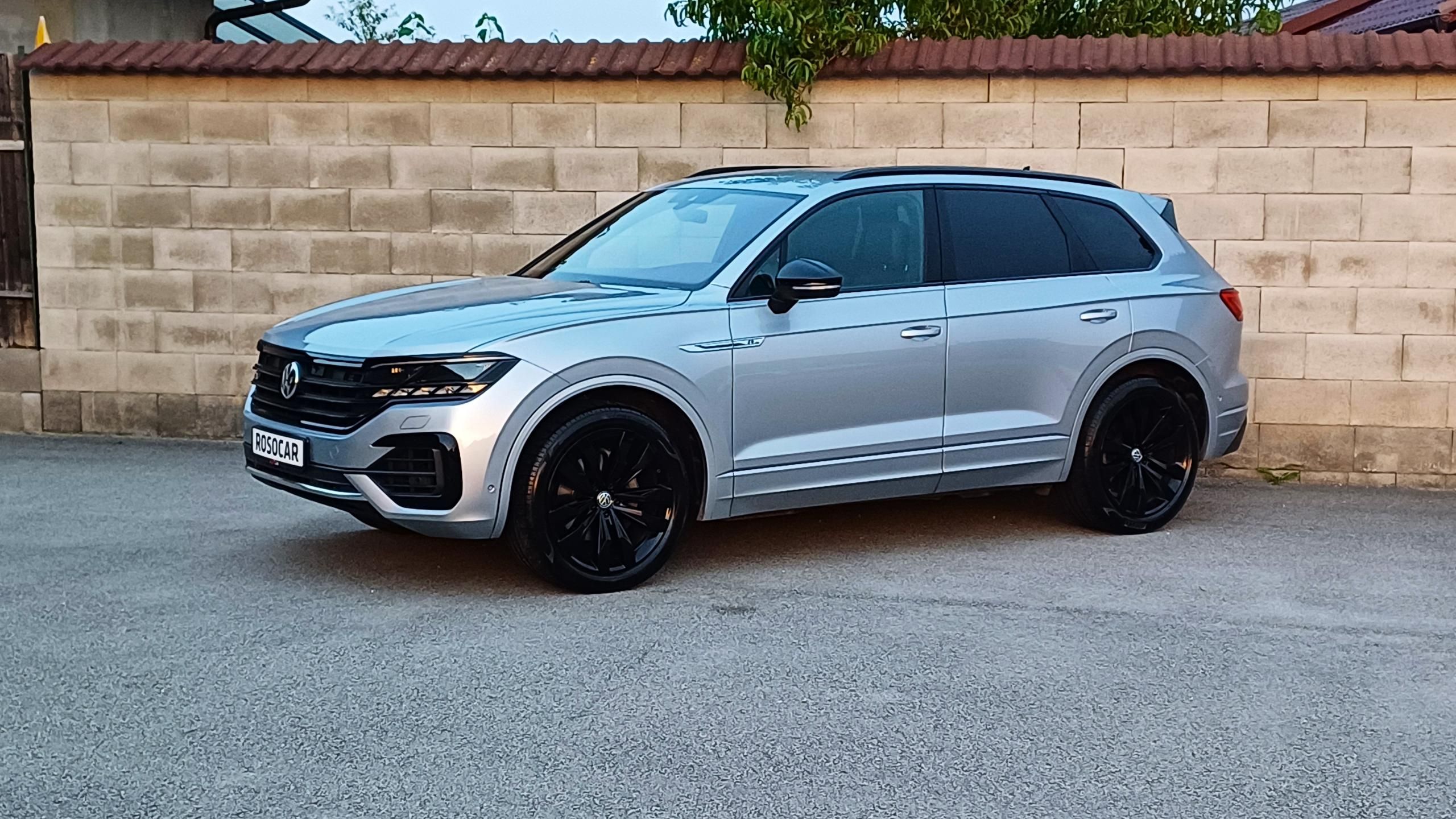 Volkswagen Touareg, R-LINE TDI 210kW-ČR-NEHAV-DPH-