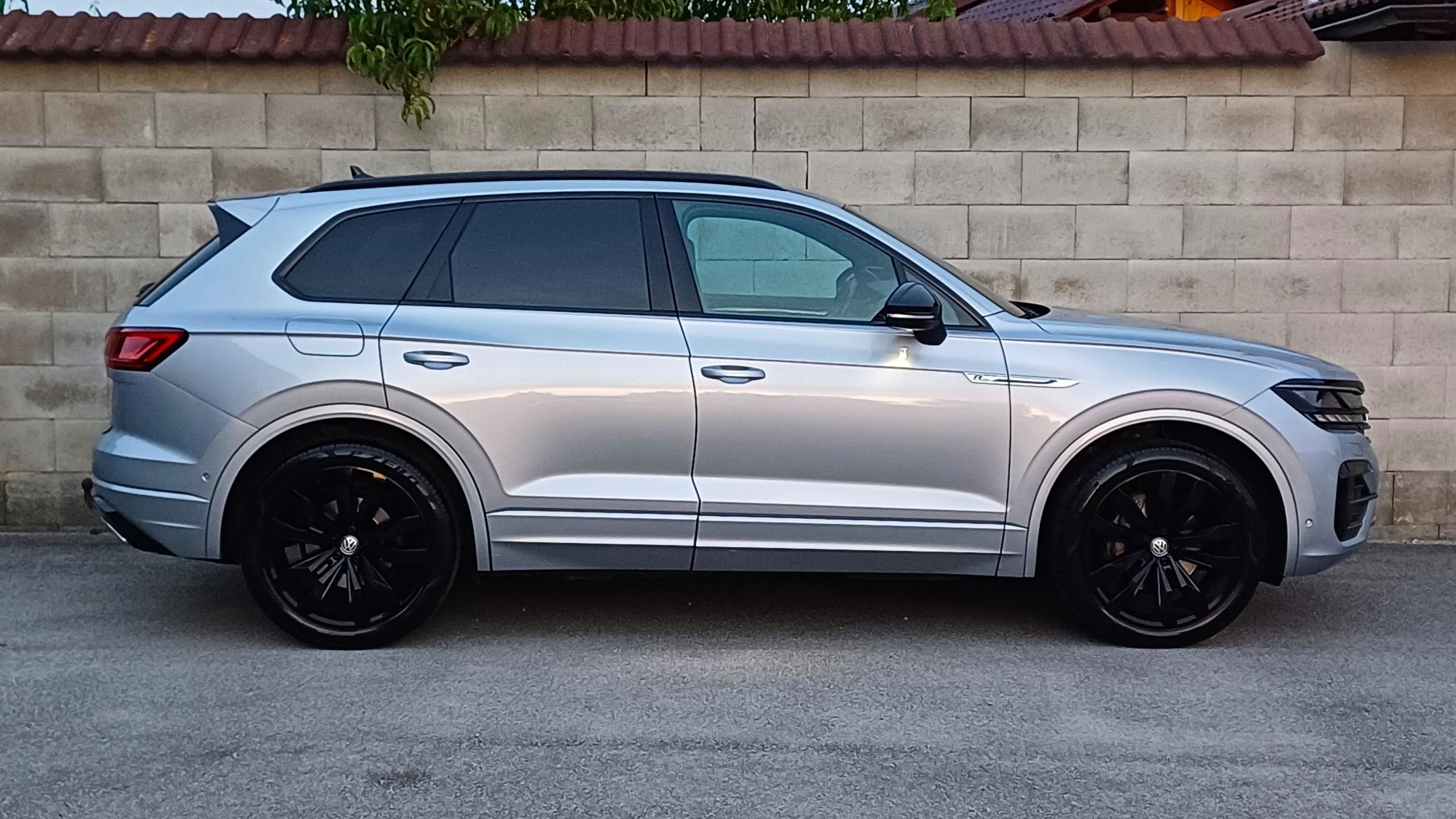 Volkswagen Touareg, R-LINE TDI 210kW-ČR-NEHAV-DPH- - fotka 4
