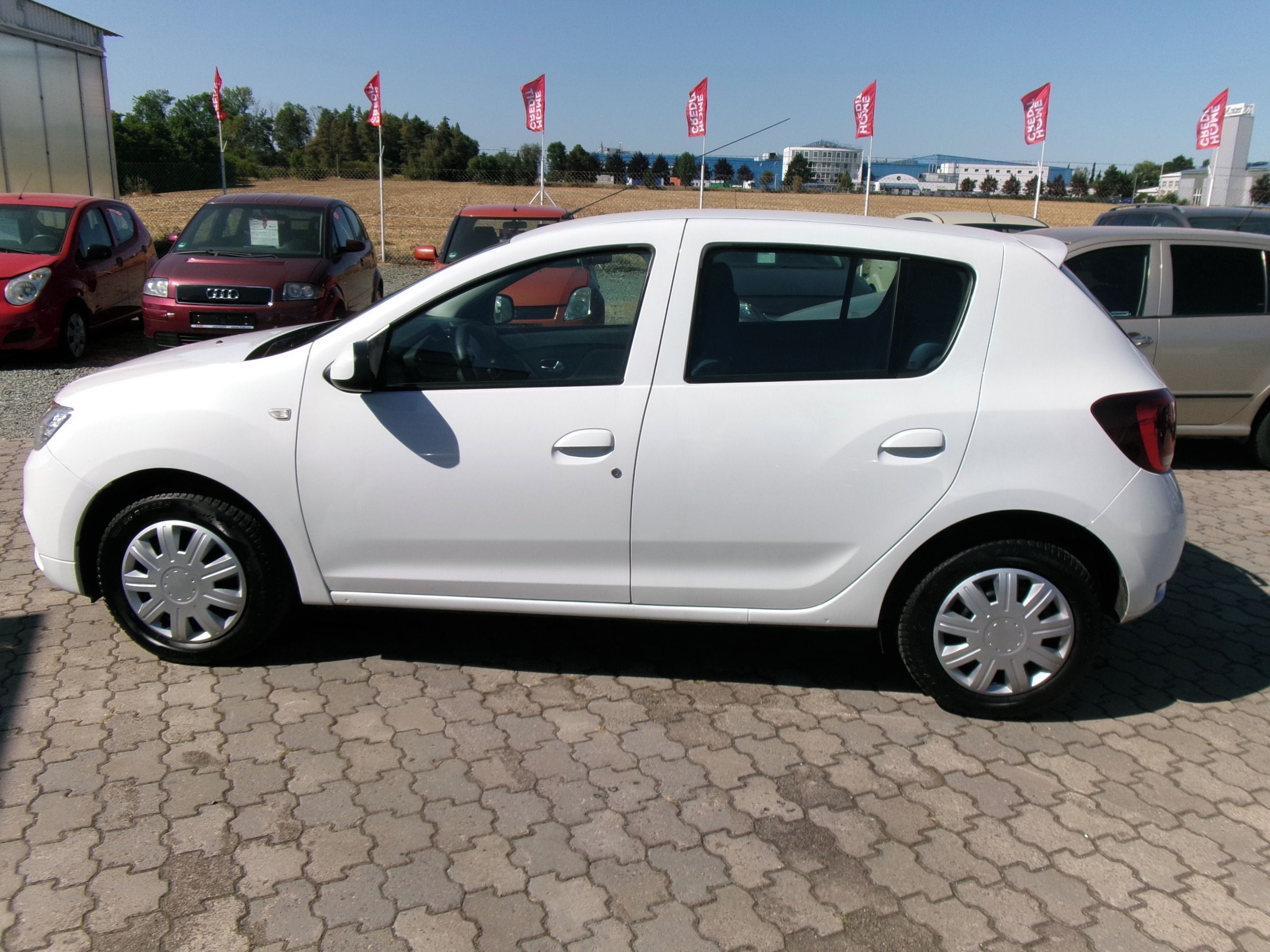 Dacia Sandero, 1.0SCe 54kw,CZ,serviska - fotka 4