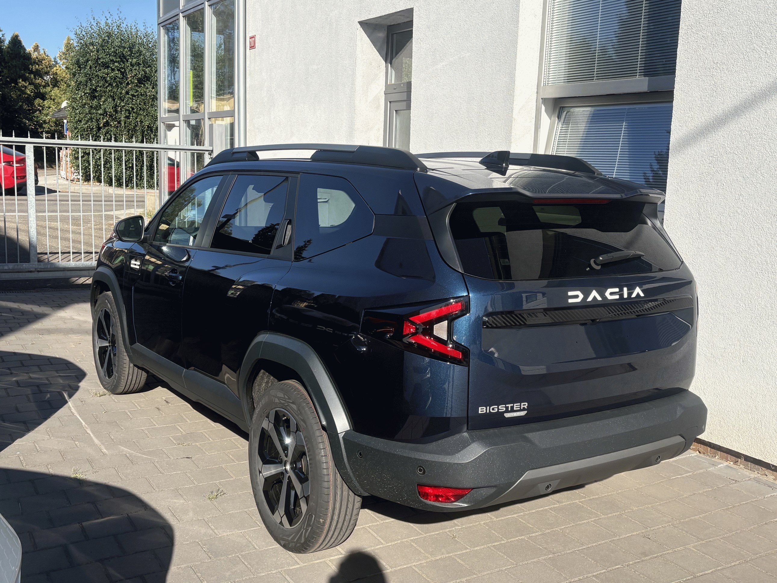 Dacia Bigster, Journey hybrid 155 - fotka 2