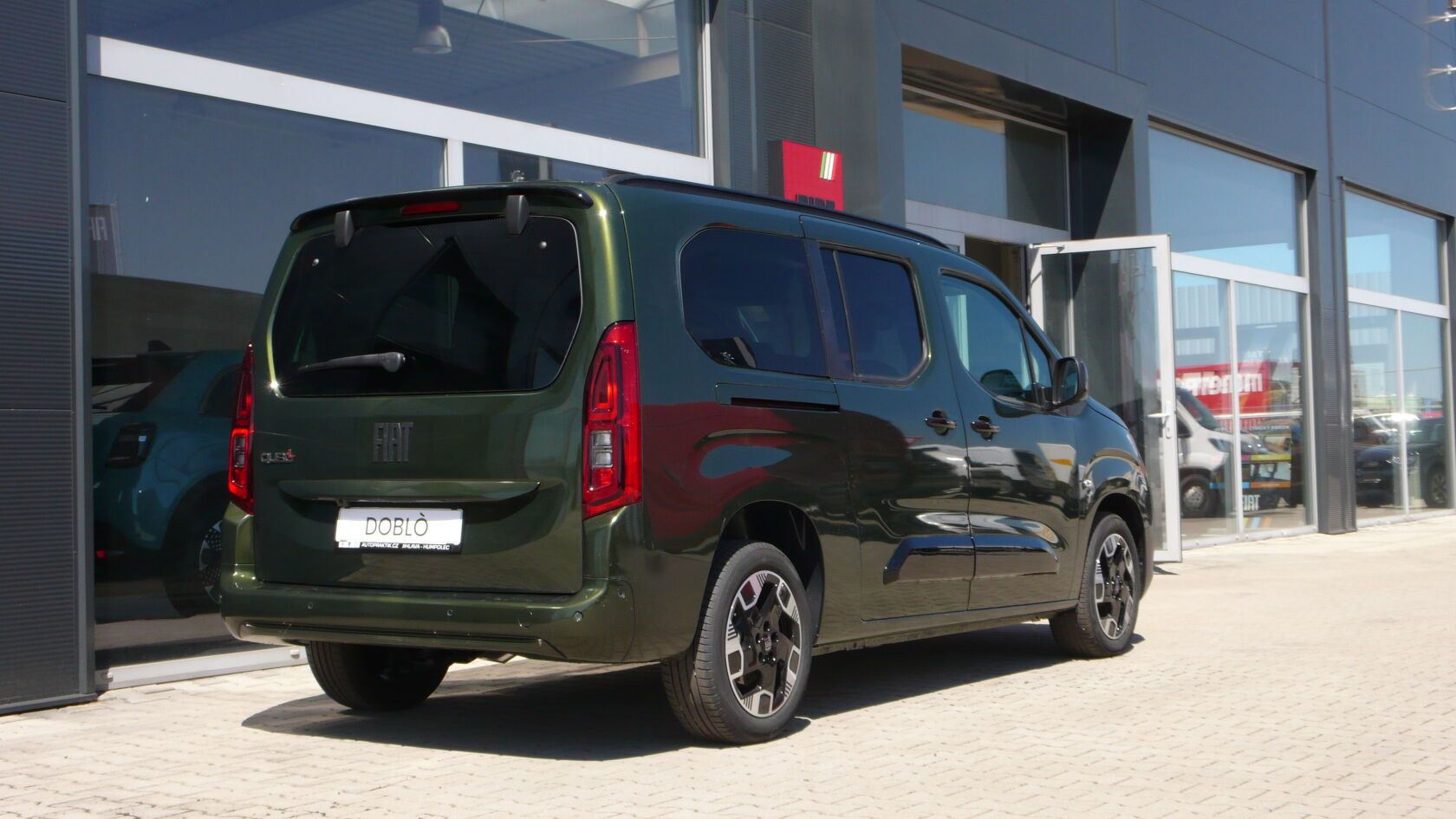 Fiat Qubo L, Maxi Prima Rodina 1.5 BHDi 130 - fotka 4