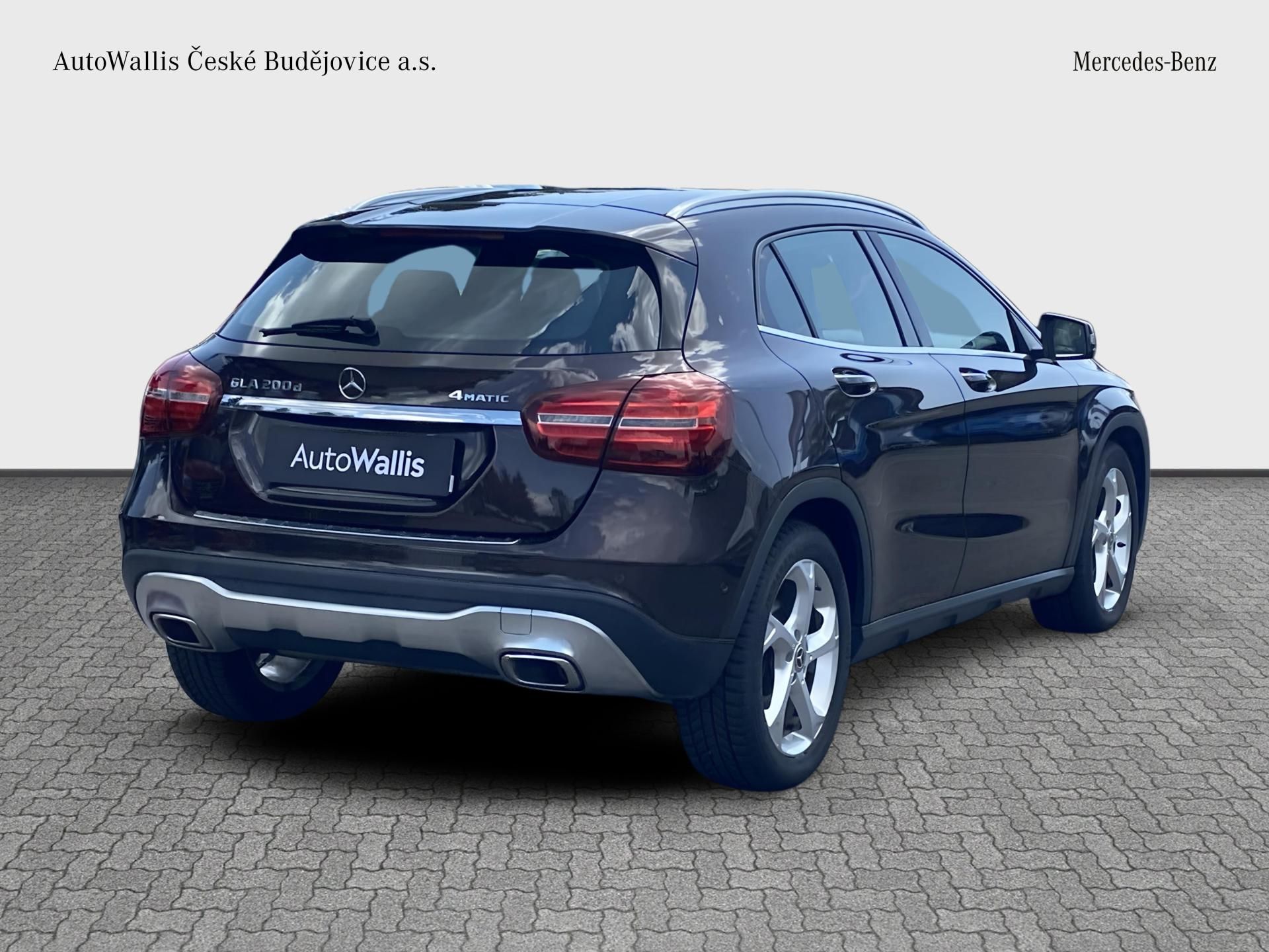 Mercedes-Benz GLA, 200d 4M URBAN - fotka 5