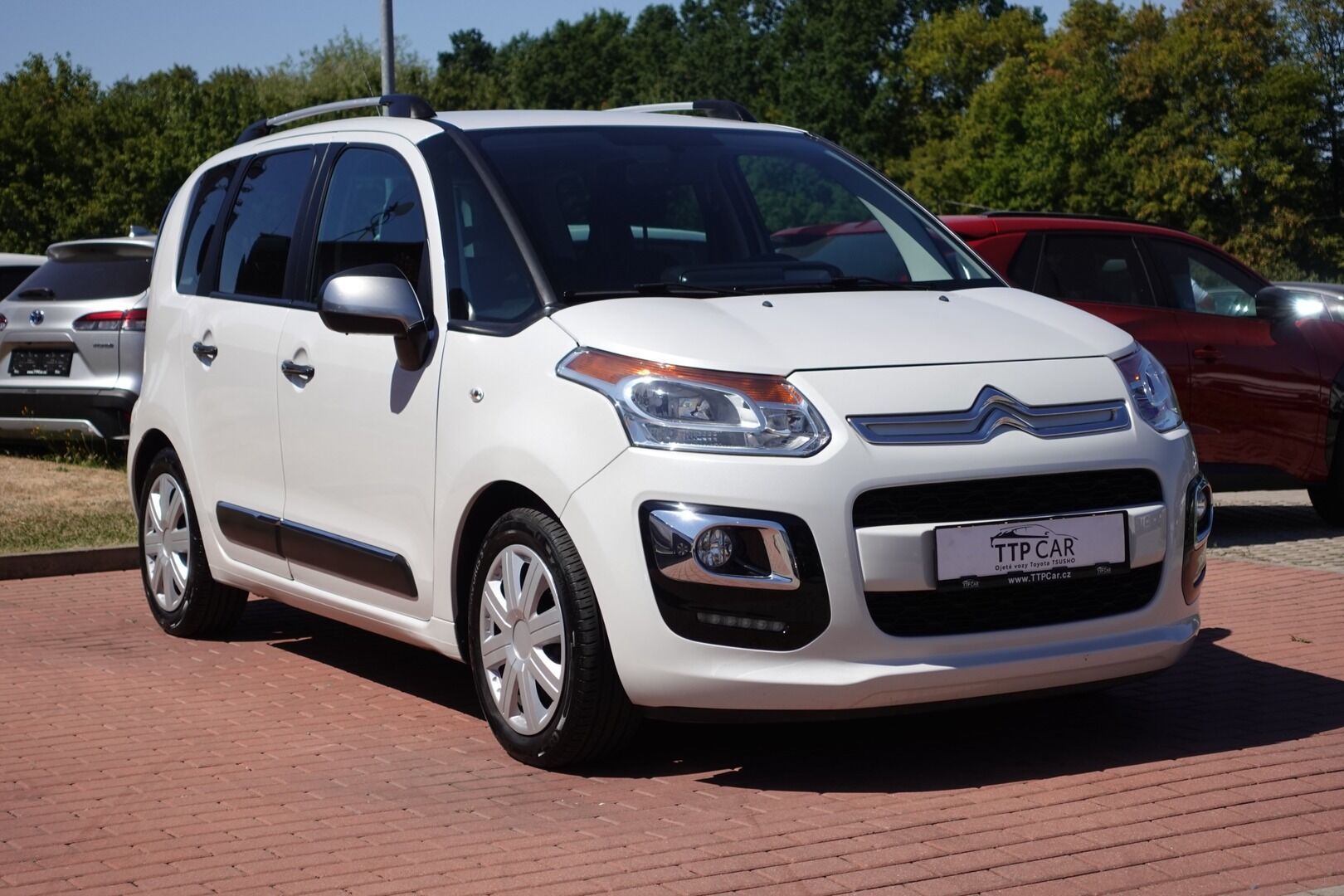 Citroën C3 Picasso, 1,4VTi 70kW M/T Exclusive - fotka 4