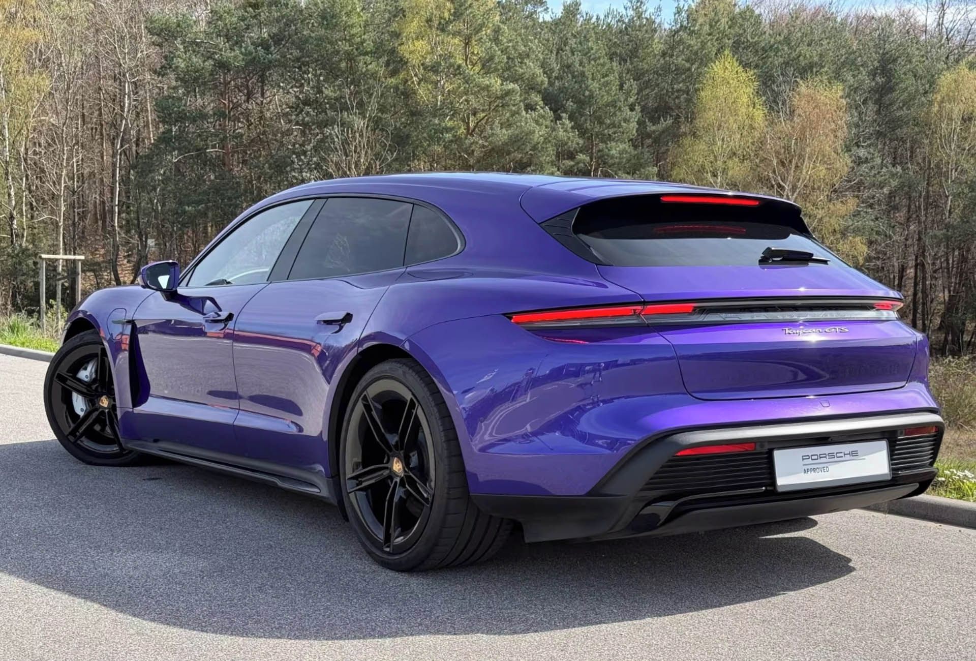 Porsche Taycan, GTS Sport Turismo HuD 360 Inno - fotka 6