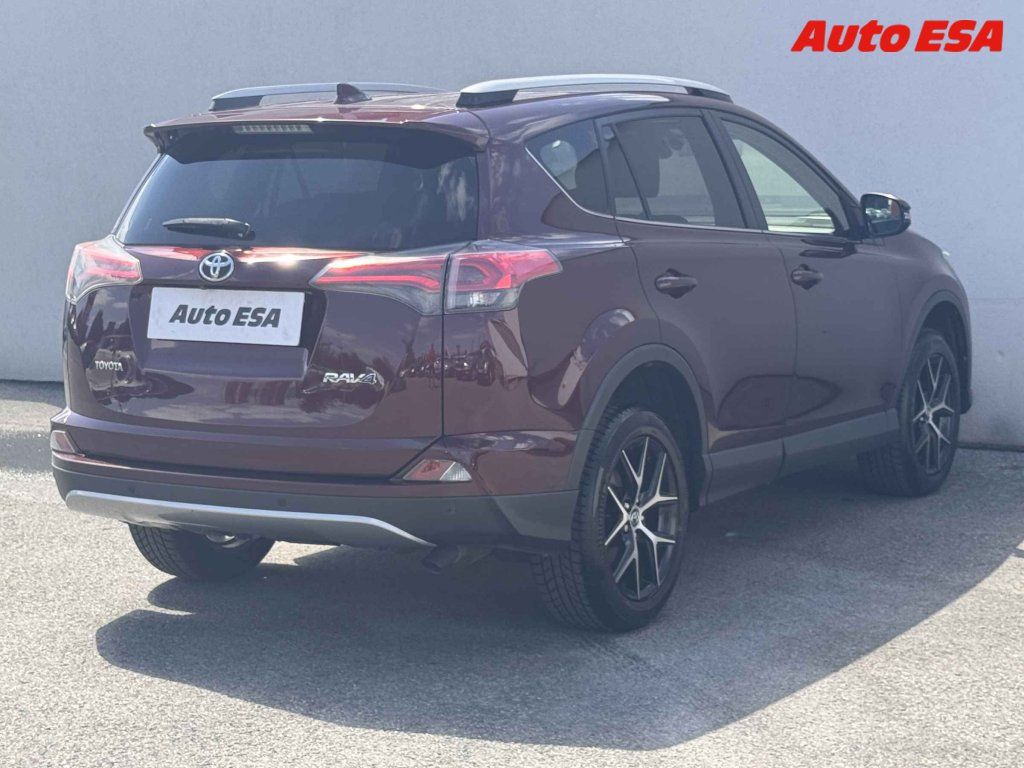 Toyota Rav4, 2.0 D-4D,ČR - fotka 6