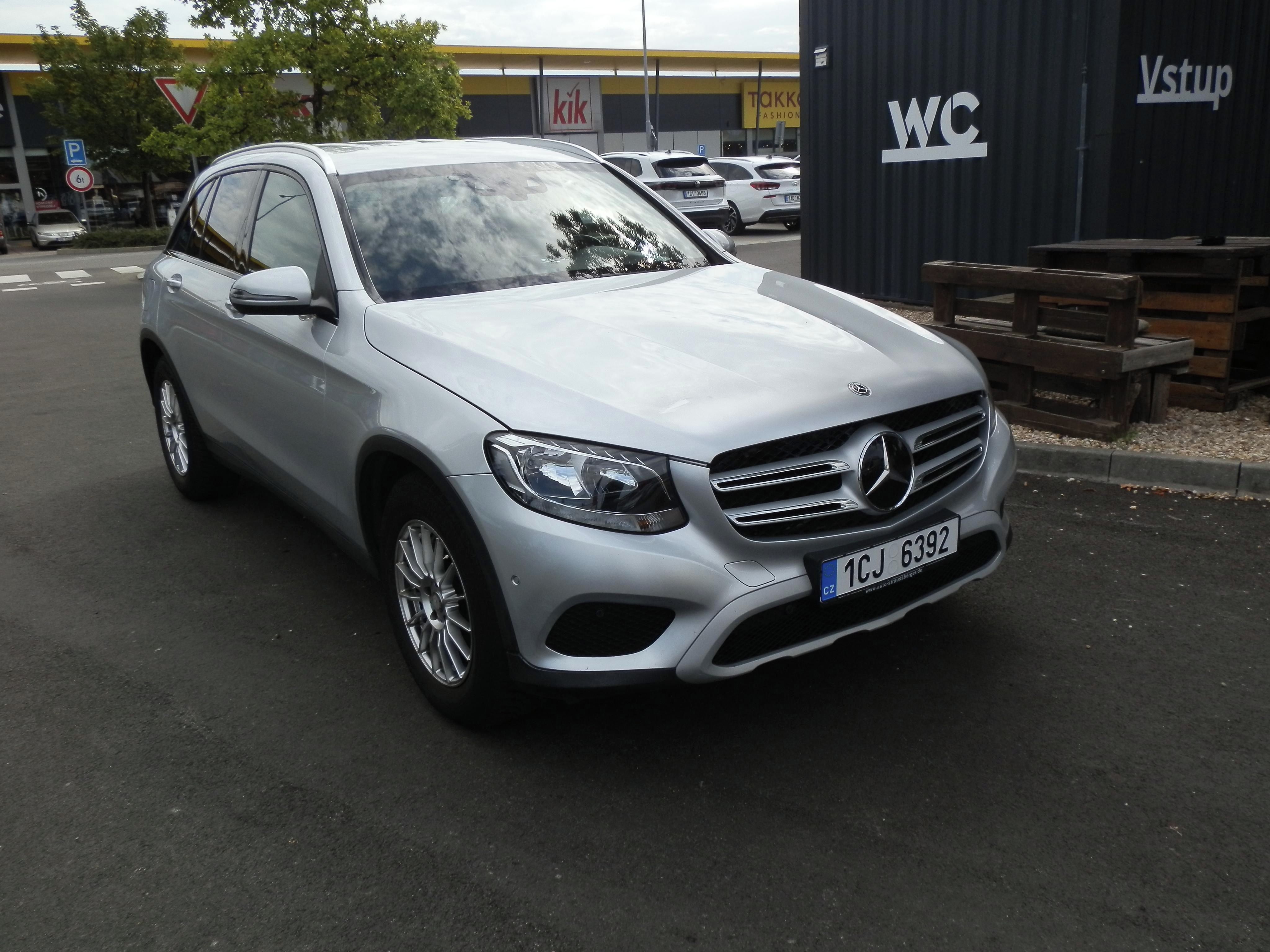 Mercedes-Benz GLC, 220D 4MATIC - fotka 3