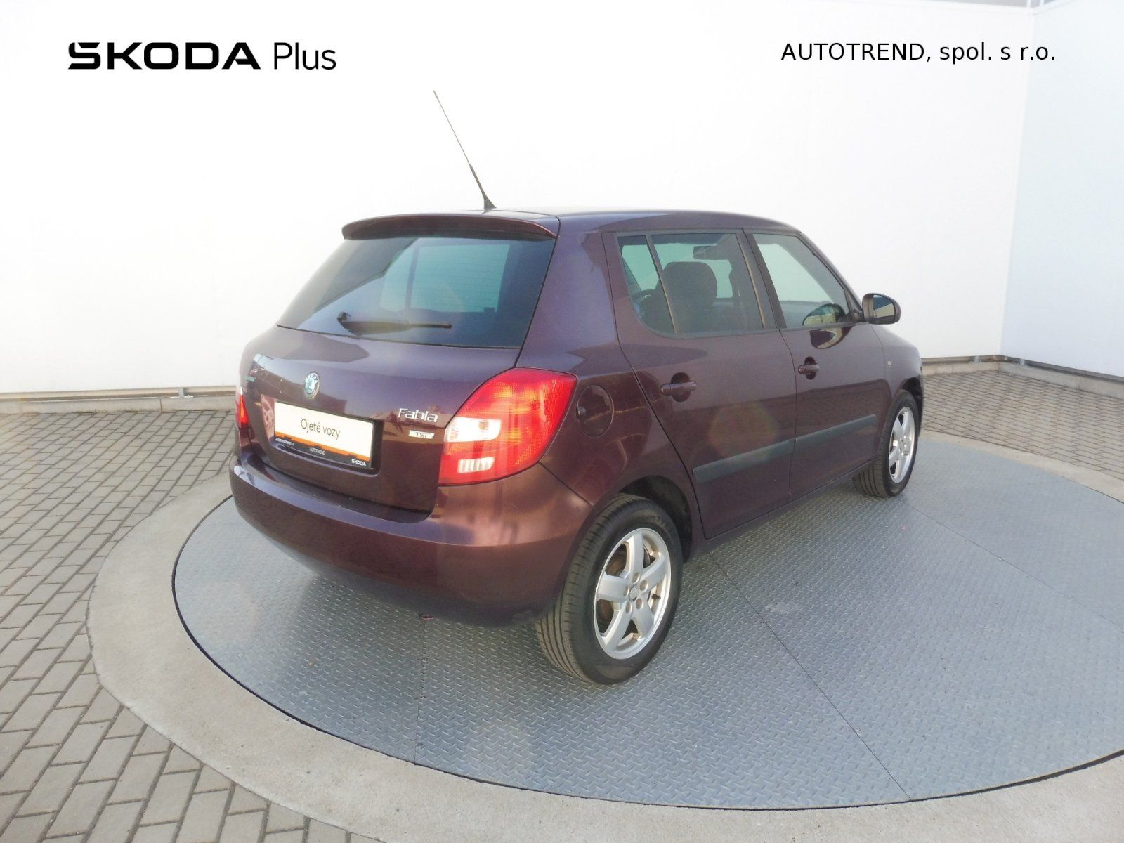 Škoda Fabia, Ambiente 1,2 TSI 63kW - fotka 2