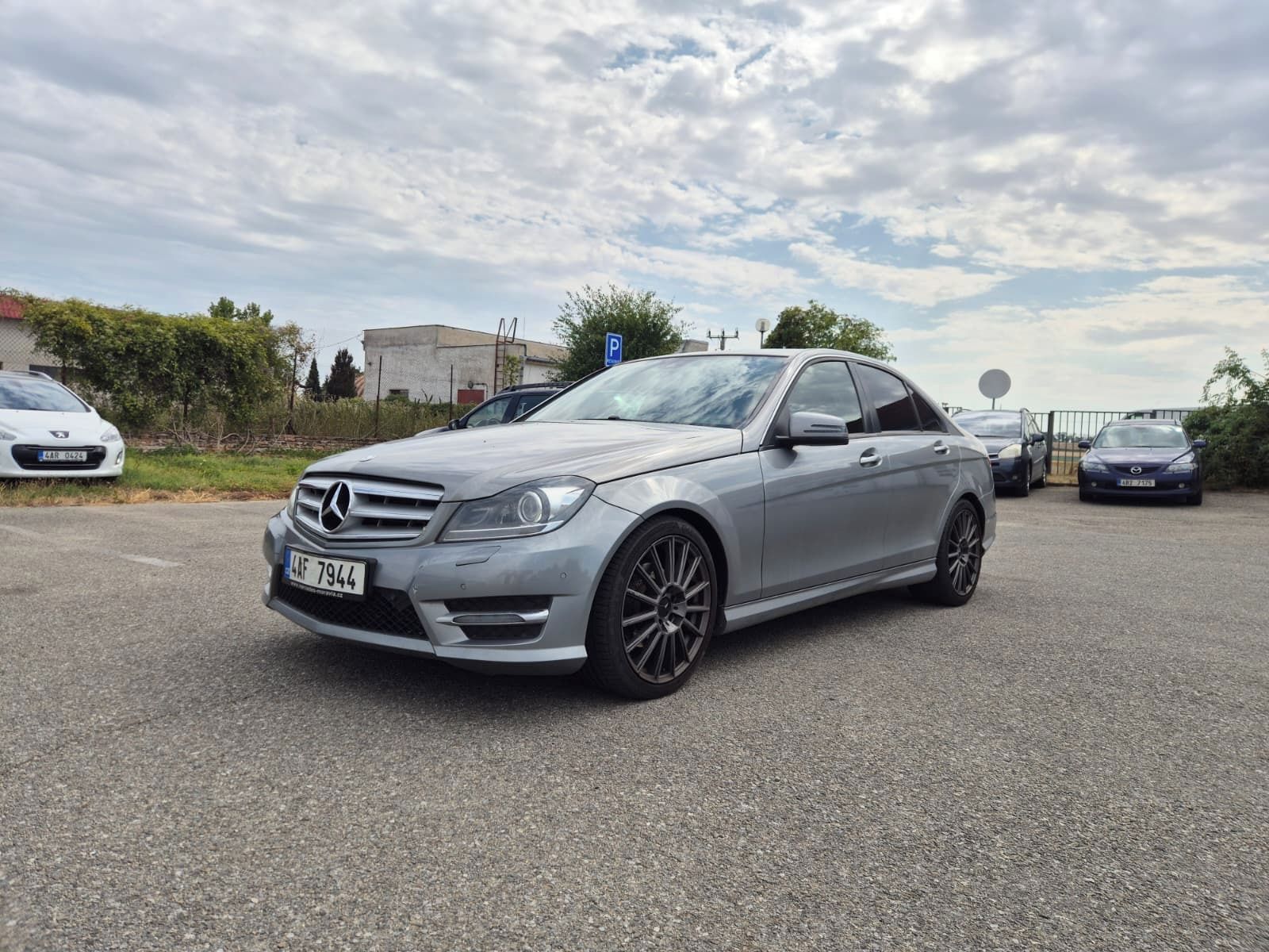 Mercedes-Benz Třídy C, 220d 4matic AMG