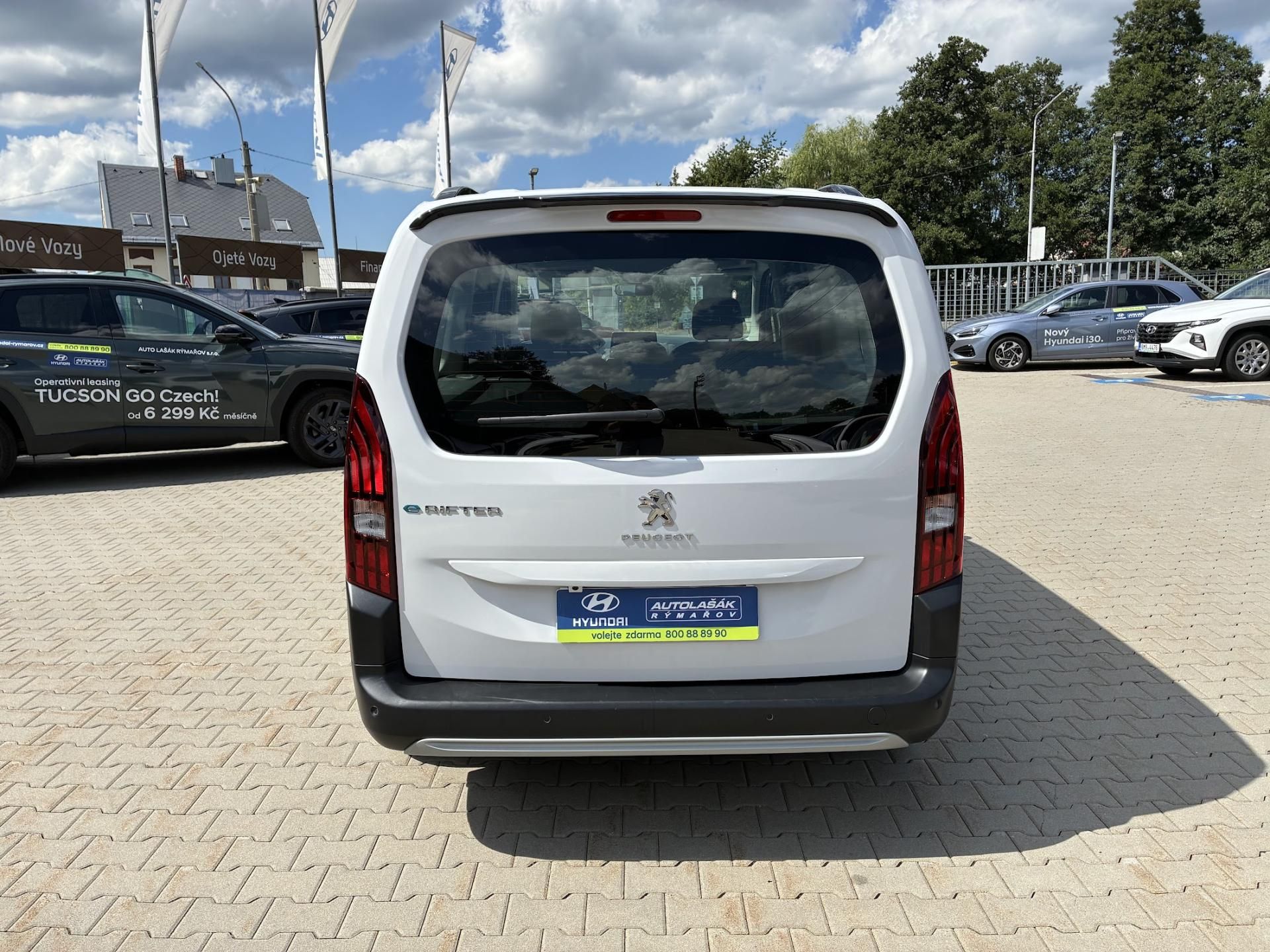 Peugeot Rifter, EV,e-GT 50 kWh-100KW, 22 000KM - fotka 4