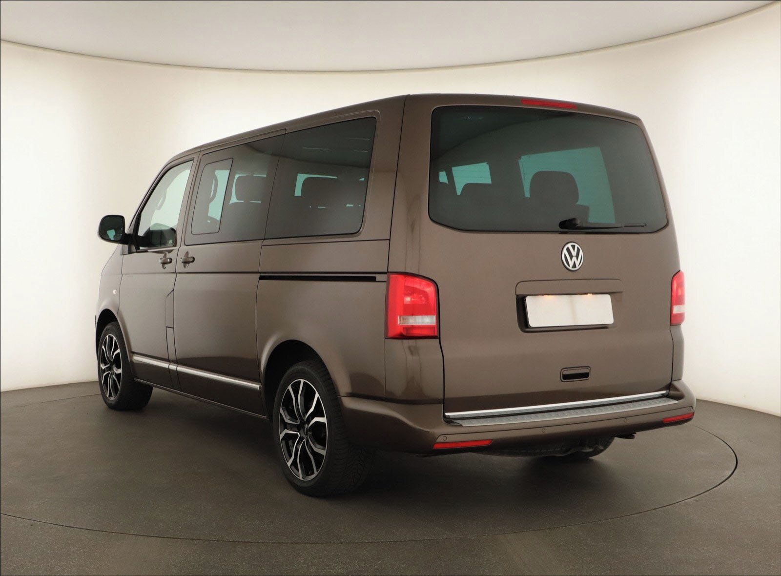 Volkswagen Multivan, 2.0 TSI 4Motion, Highline - fotka 4