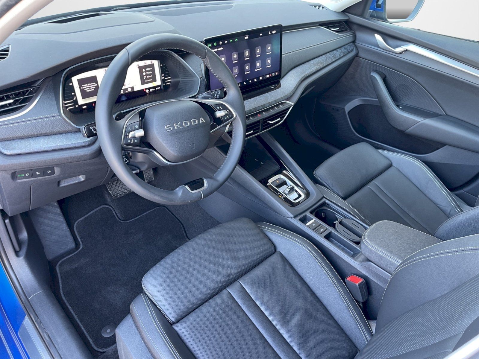Škoda Octavia, Exclusive Selection 2.0 TDI 11 - fotka 5
