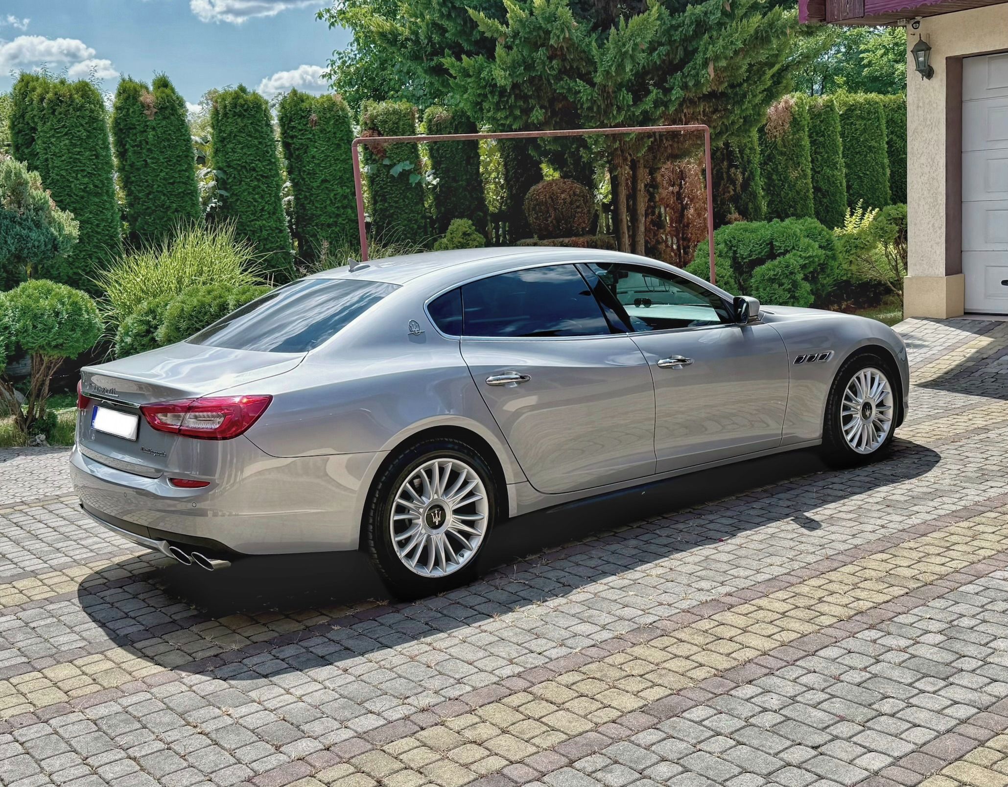 Maserati Quattroporte - fotka 4