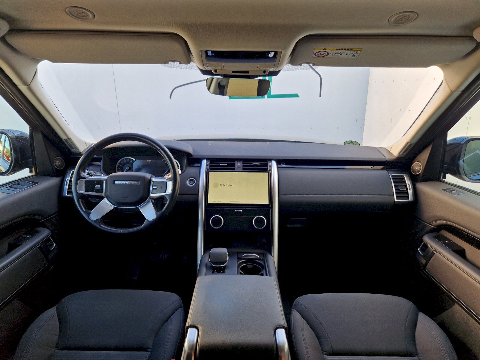 Land Rover Discovery, 5.gen 3.0TD6 D250 183kW 4WD - fotka 5