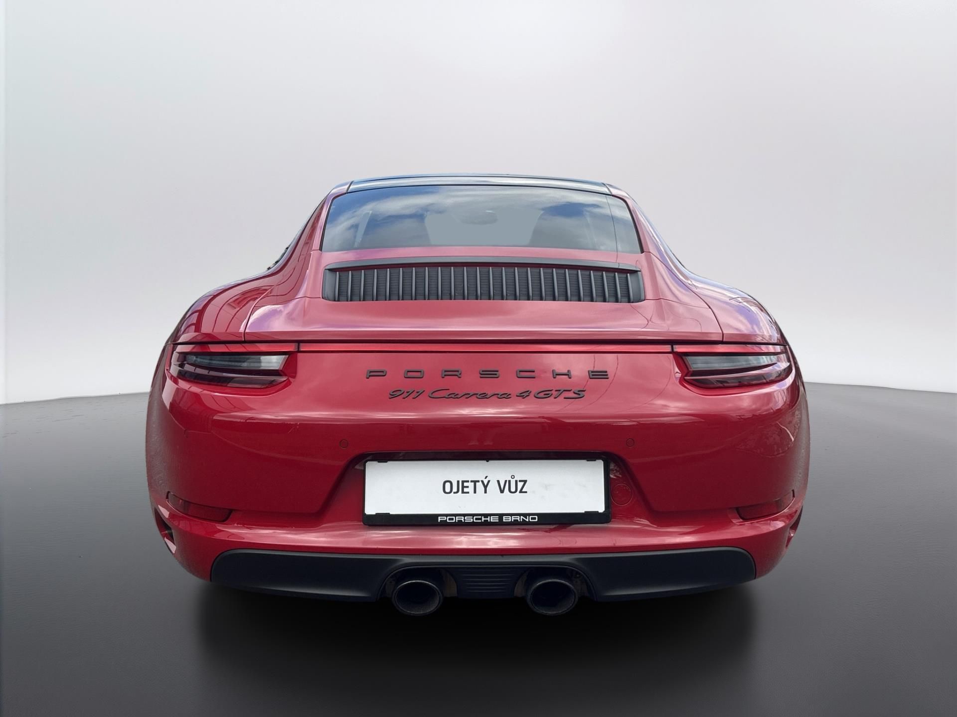Porsche 911, Carrera 4 GTS Coupe - fotka 4