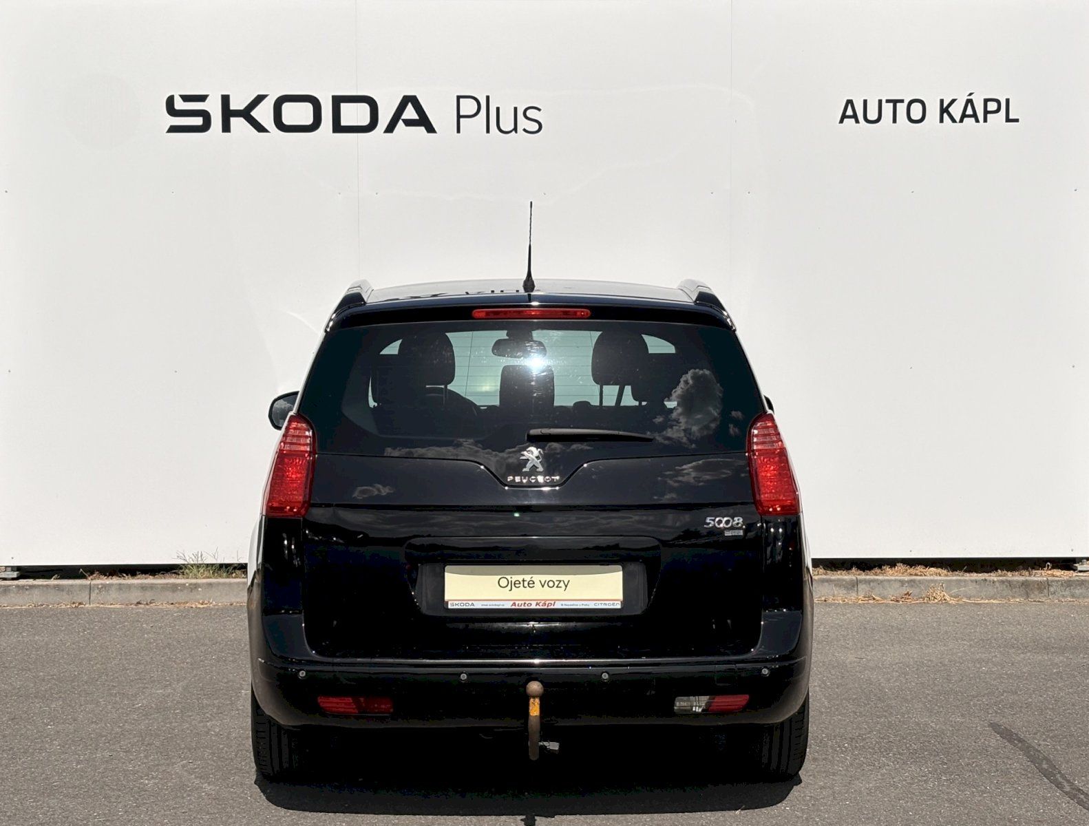 Peugeot 5008, BlueHDI 84 kW AT Allure PANO - - fotka 4