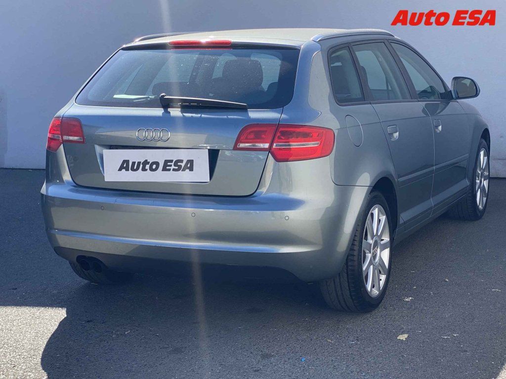 Audi A3, 1.4 TFSi,Bixen,+kola - fotka 4
