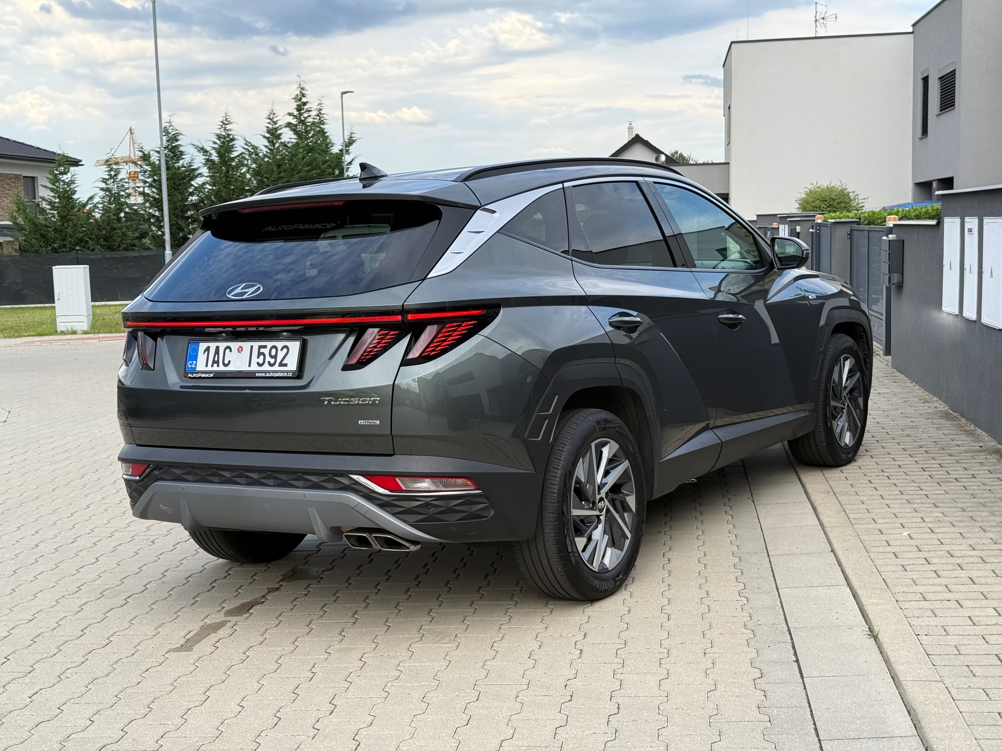 Hyundai Tucson, Style 1.6 100 kW 4x4 automat - fotka 6
