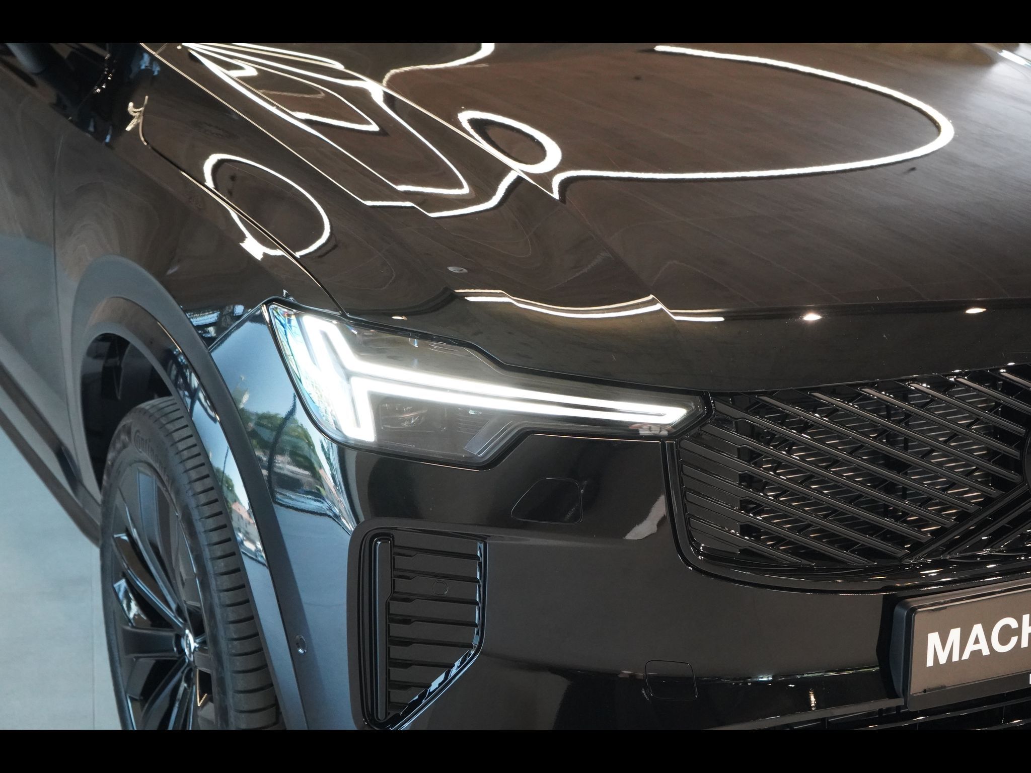 Volvo XC90, B5 PLUS Black Edition, Vzduch - fotka 5