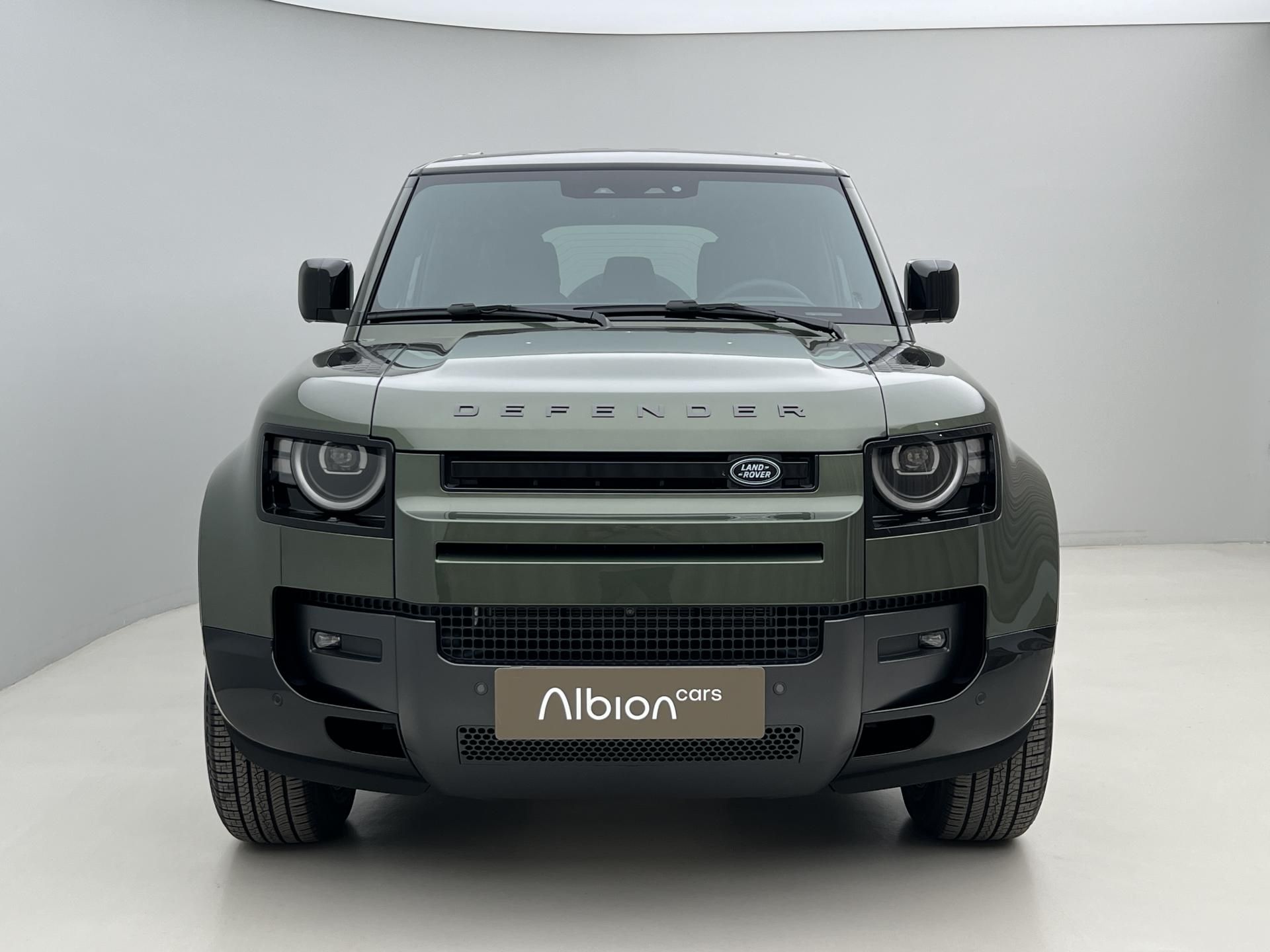 Land Rover Defender, 110 D250 X-DYNAMIC SE AWD Aut - fotka 2