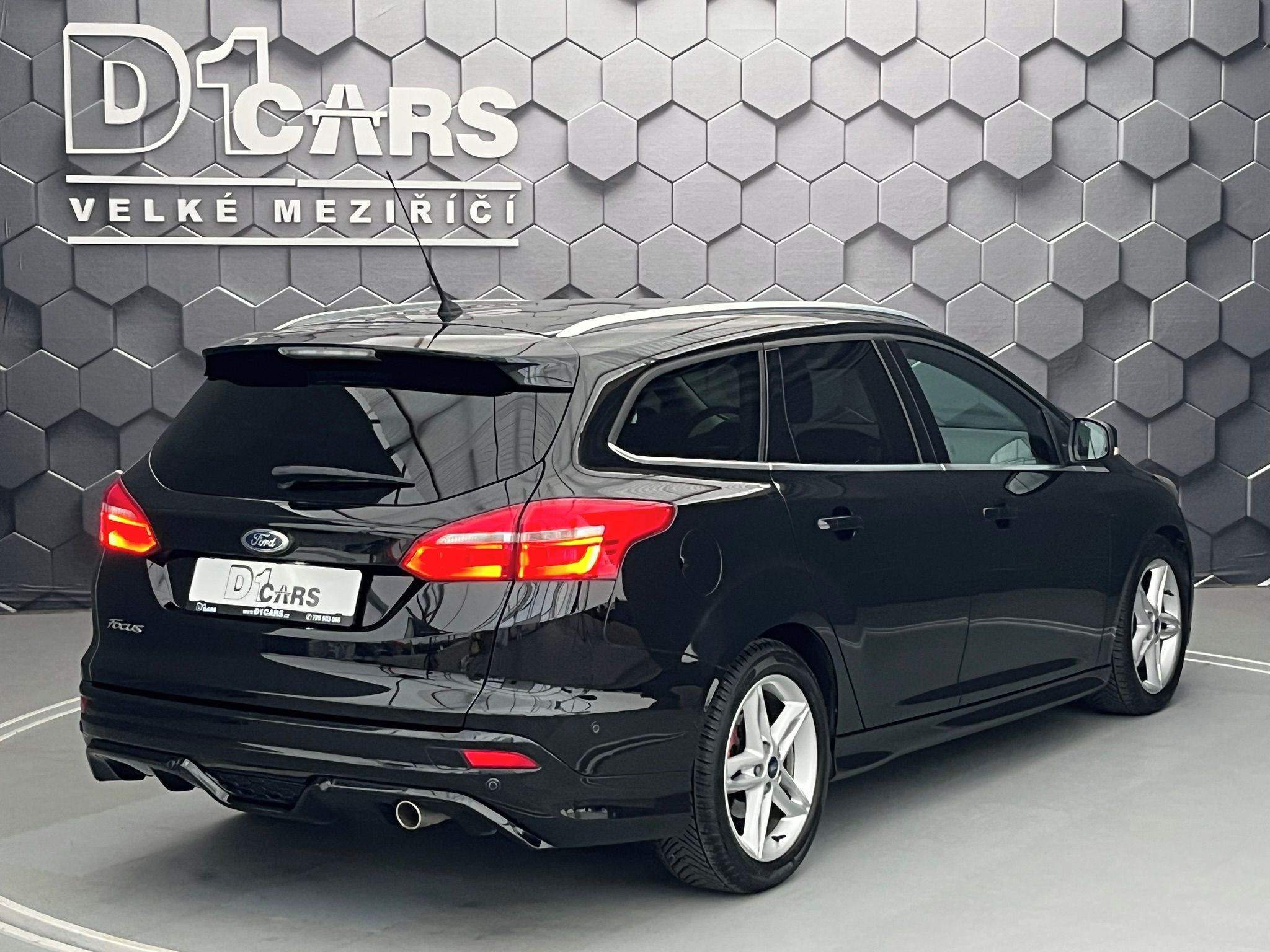 Ford Focus, SPORT bodykit - fotka 5