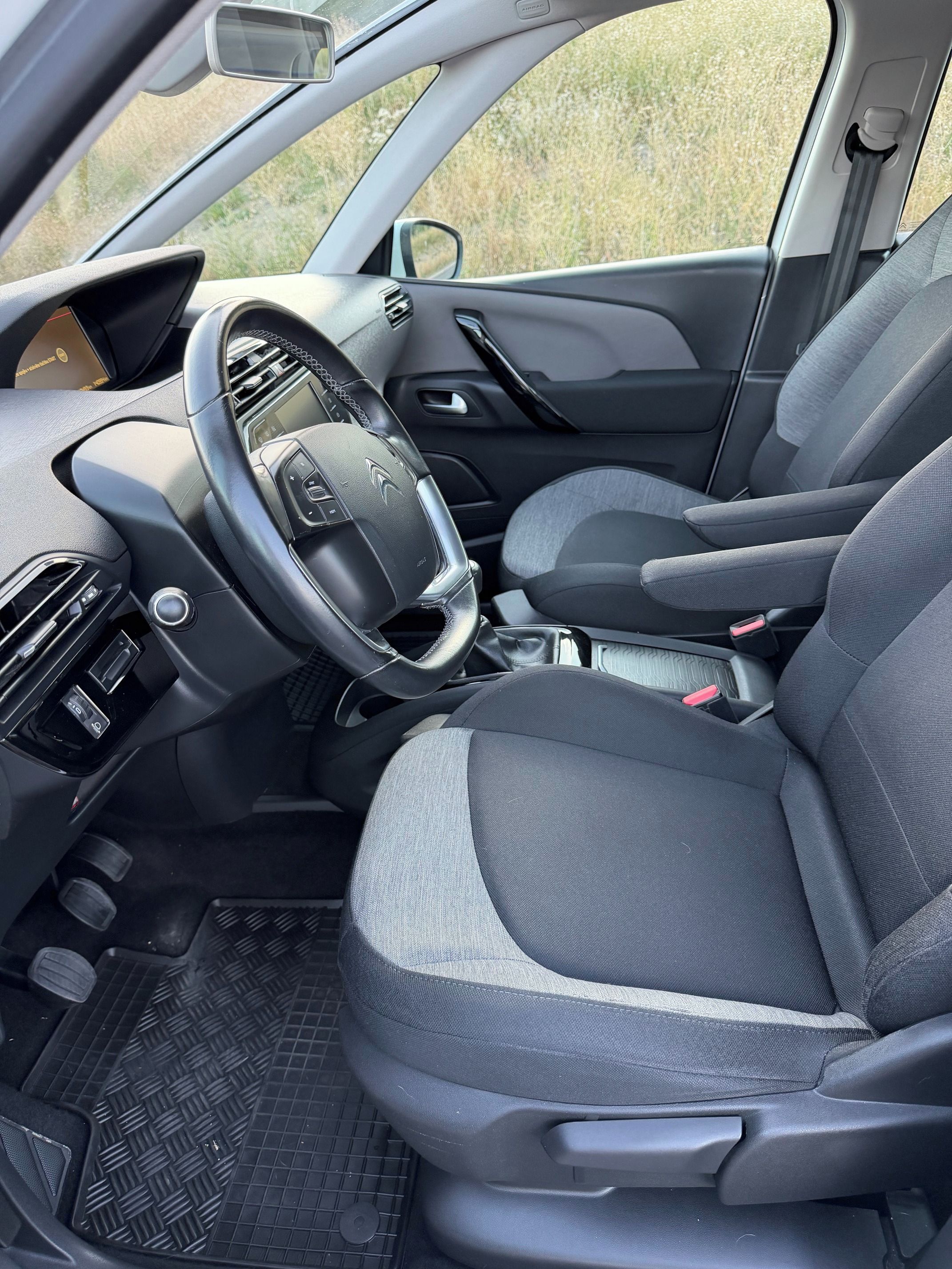 Citroën C4 Picasso, Citroen C4 GrandPicasso 1,6HDi - fotka 3