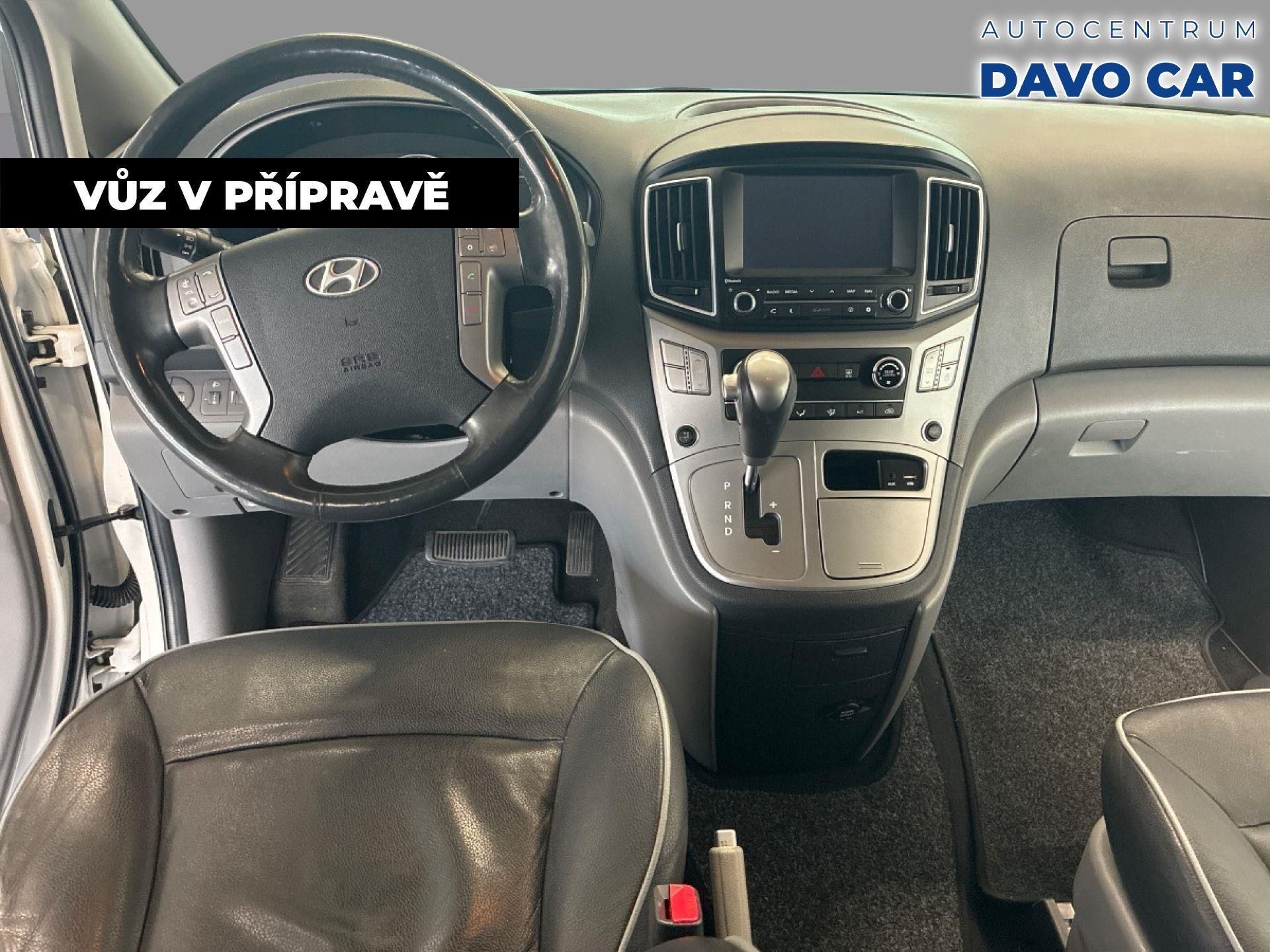 Hyundai H 1, Starex 2,5 CRDi 125kW Automat - fotka 3