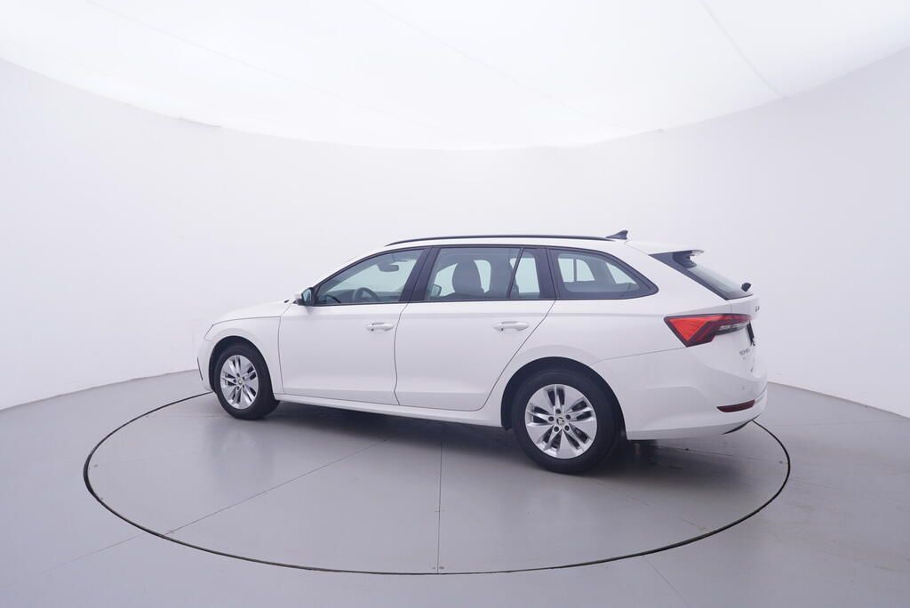 Škoda Octavia, Ambition 1.5 TSI 110 kW - fotka 3