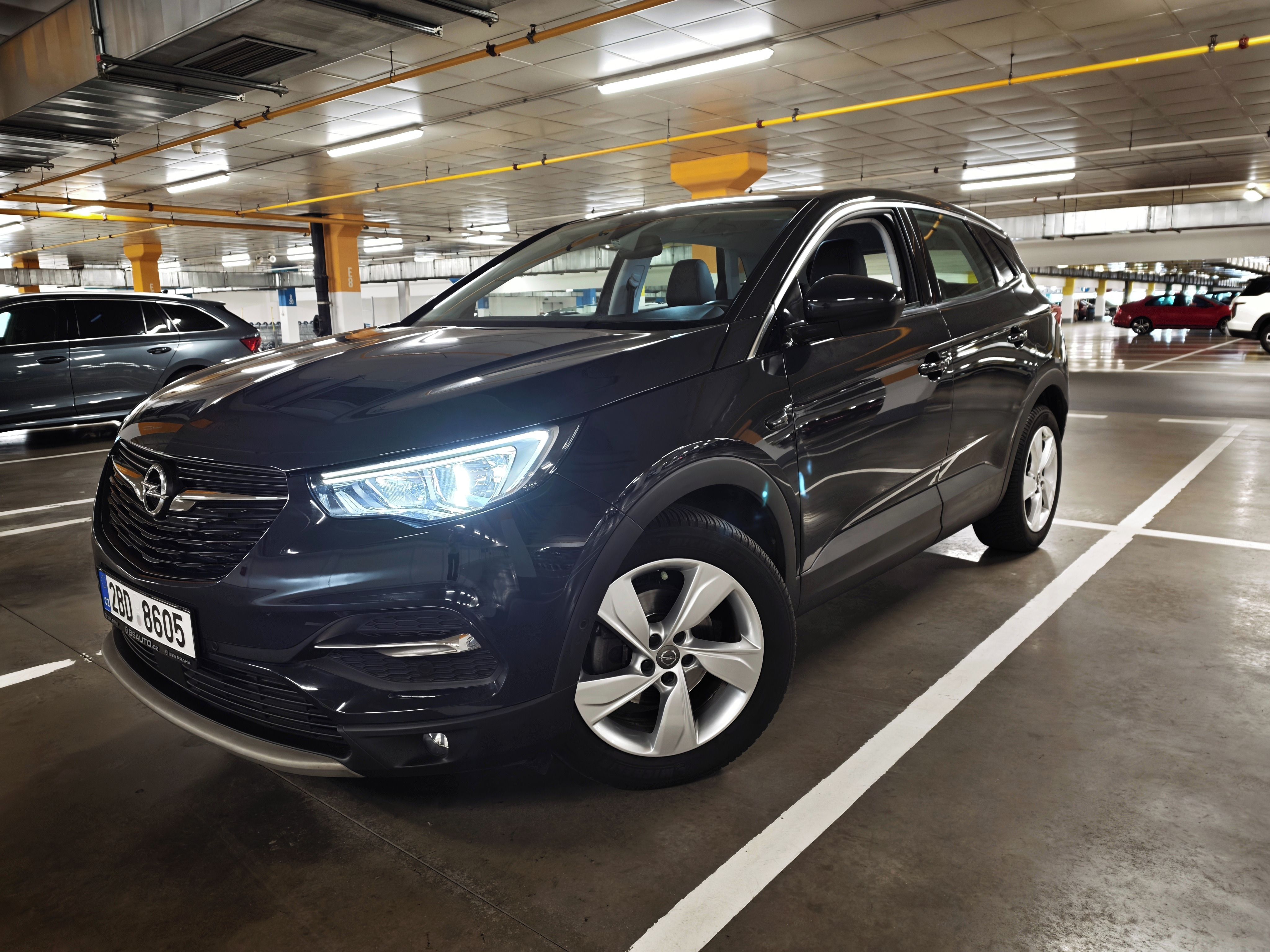 Opel Grandland X, Opel Grandland X 1.6 Turbo - fotka 6