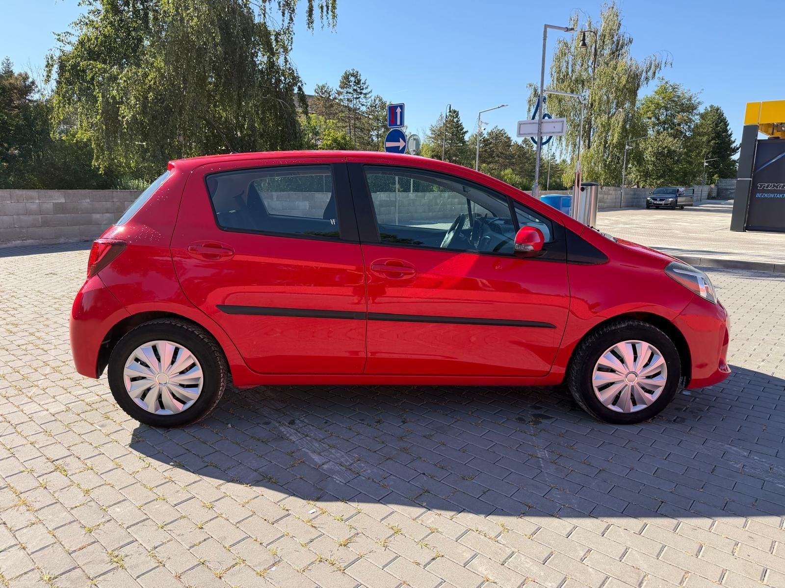 Toyota Yaris, 1.33 VVT-i 73 kW Automat - fotka 2
