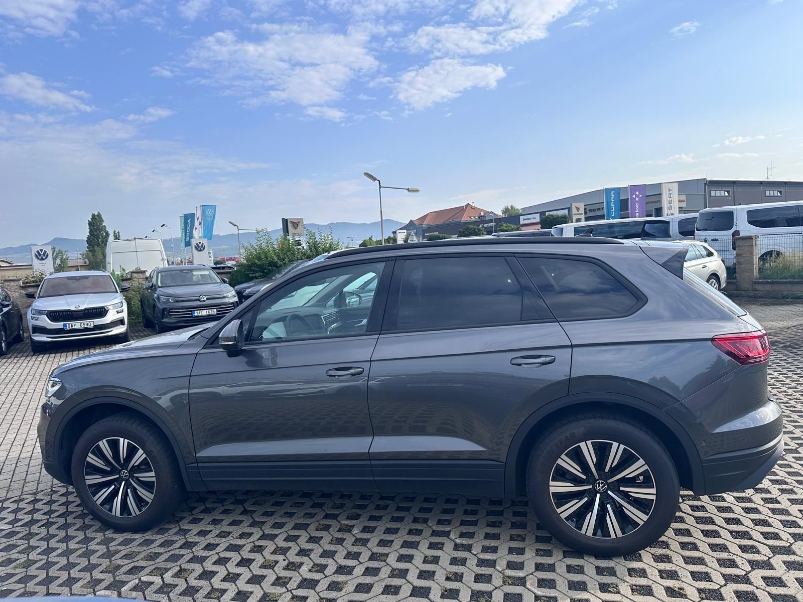 Volkswagen Touareg, 3.0 TDI 170kW - fotka 6