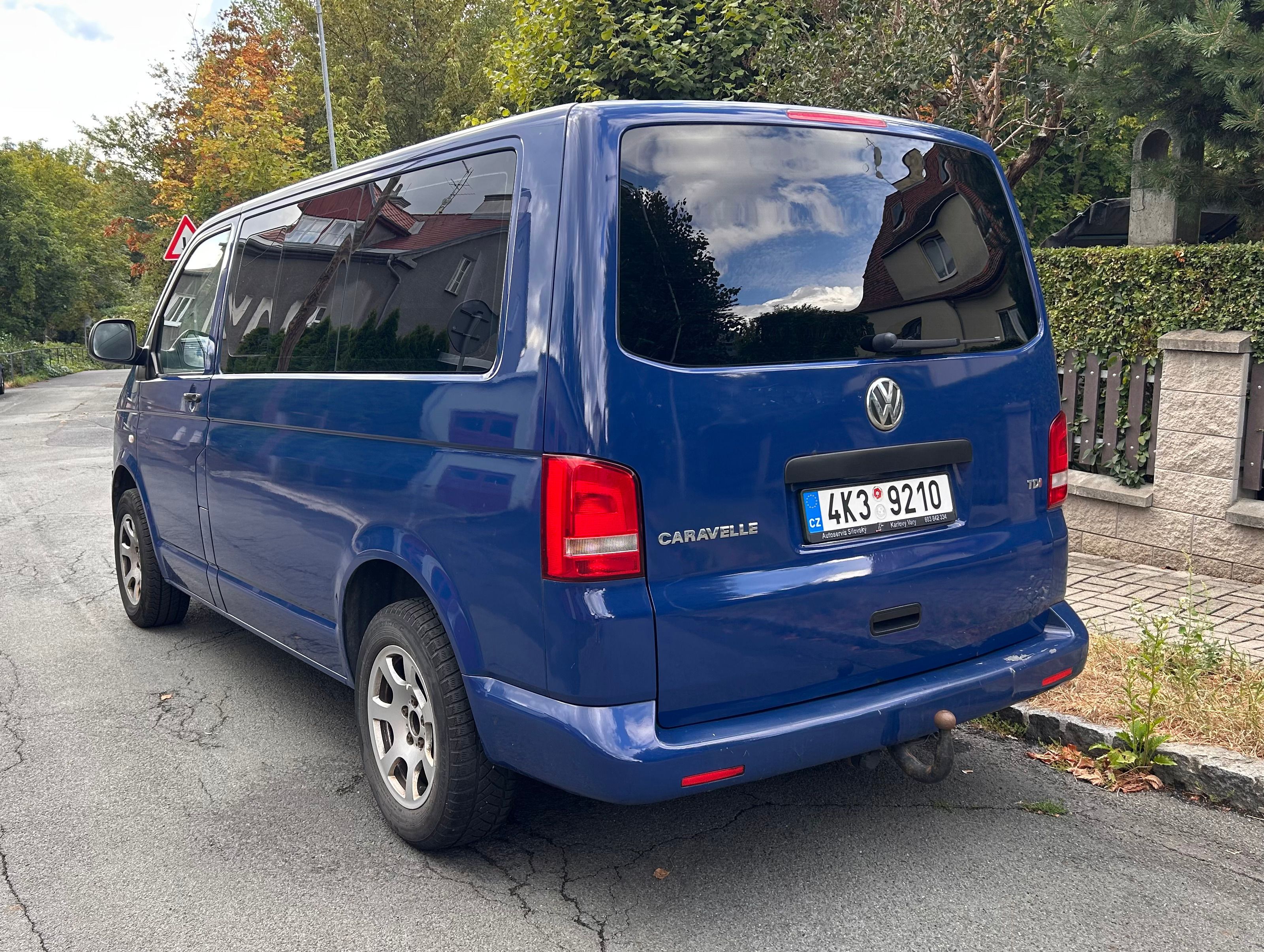 Volkswagen Transporter, T5 2.0 TDi 103kw Caravelle - fotka 6