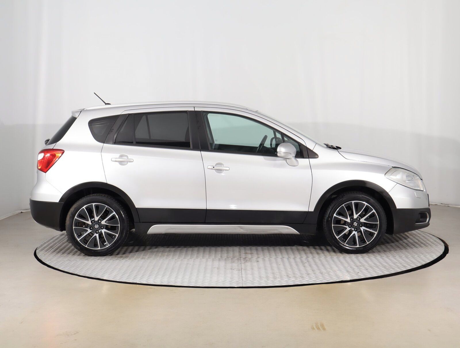 Suzuki SX4 S-Cross, 1.6 VVT, 4X4, Automat - fotka 6