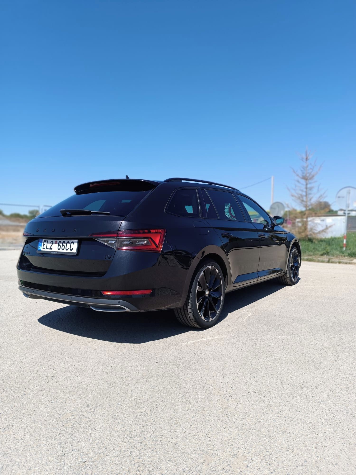 Škoda Superb, Sportline ,panorama, plugin - fotka 4