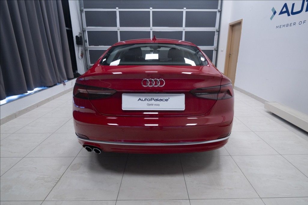 Audi A5, 2,0 TDI SPORTBACK NAVI KAMERA - fotka 5