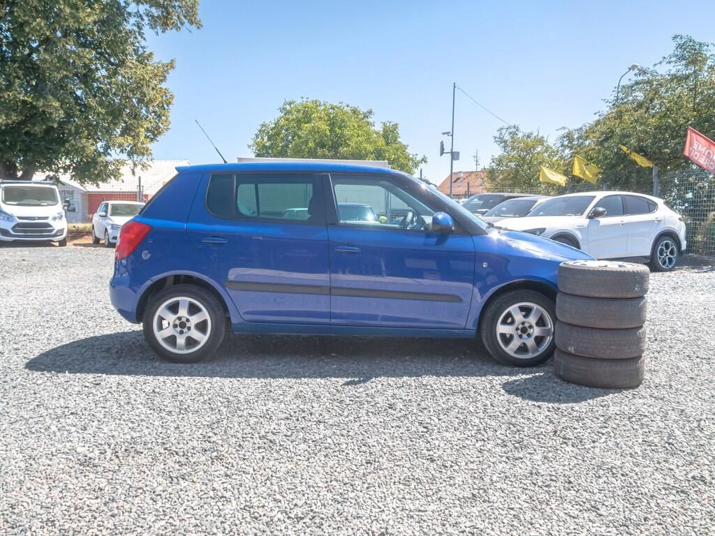 Škoda Fabia, 1.2HTP 51KW – 2x KOLA - fotka 4
